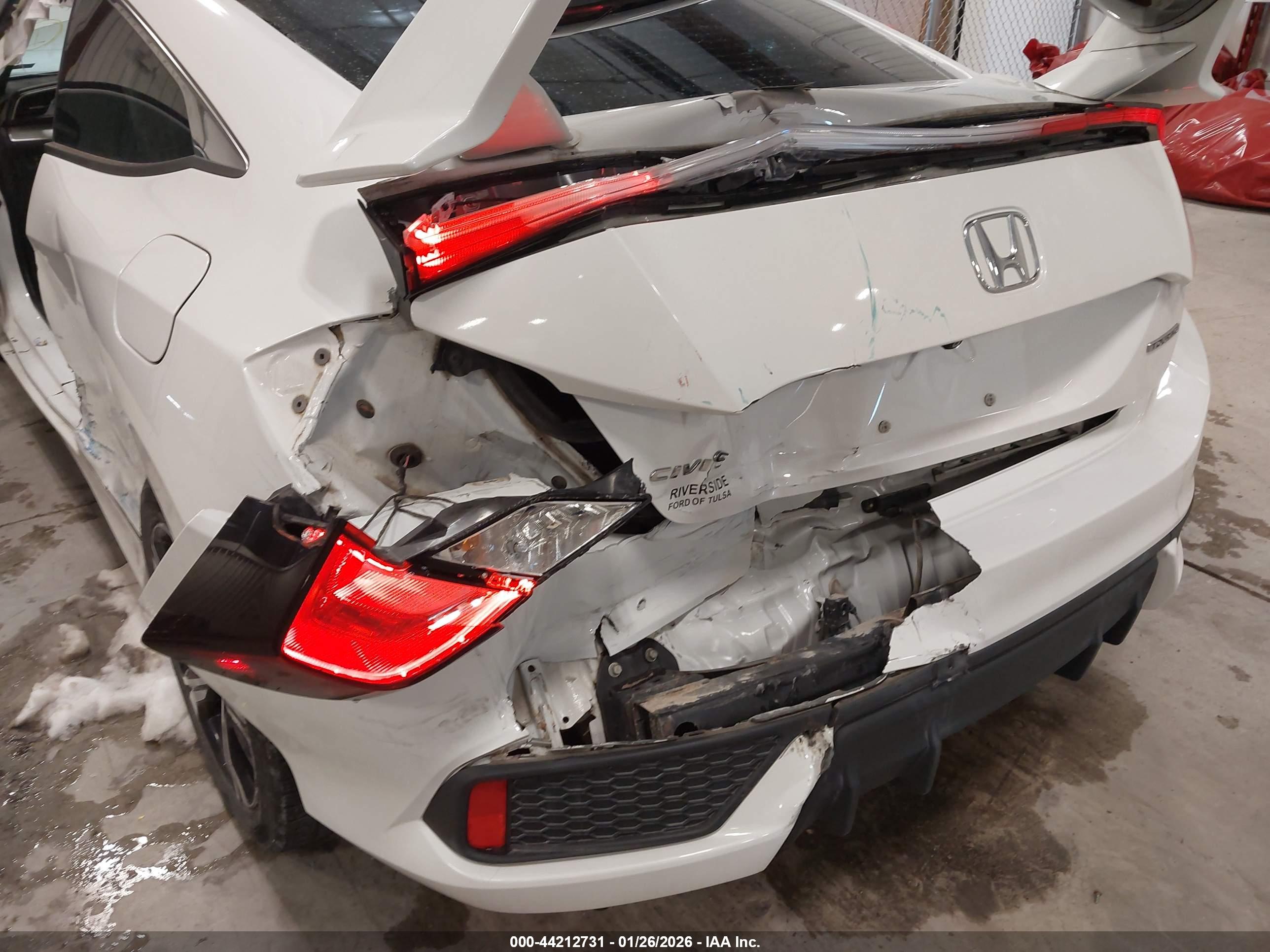 HONDA CIVIC image 6