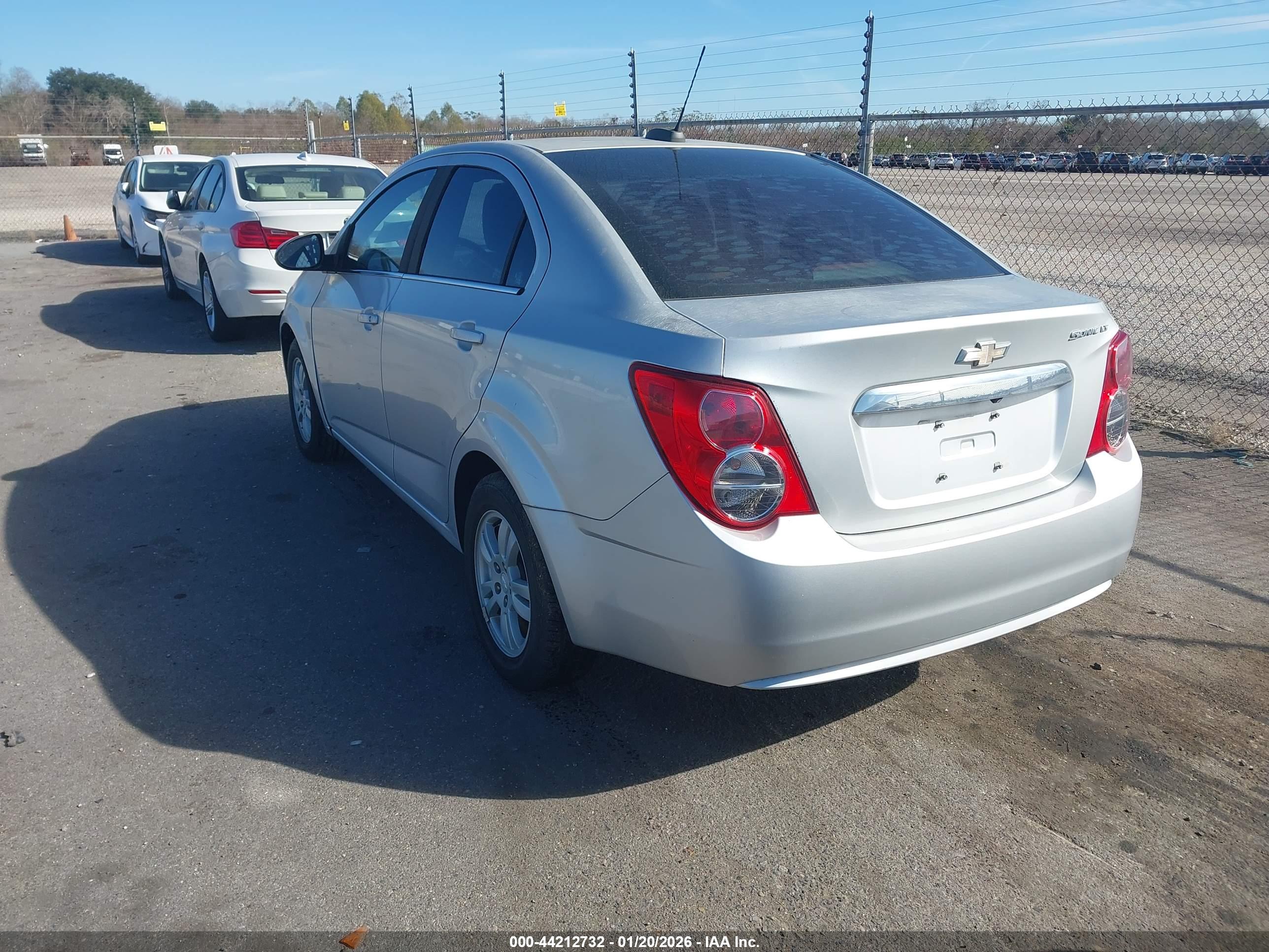 CHEVROLET SONIC image 3