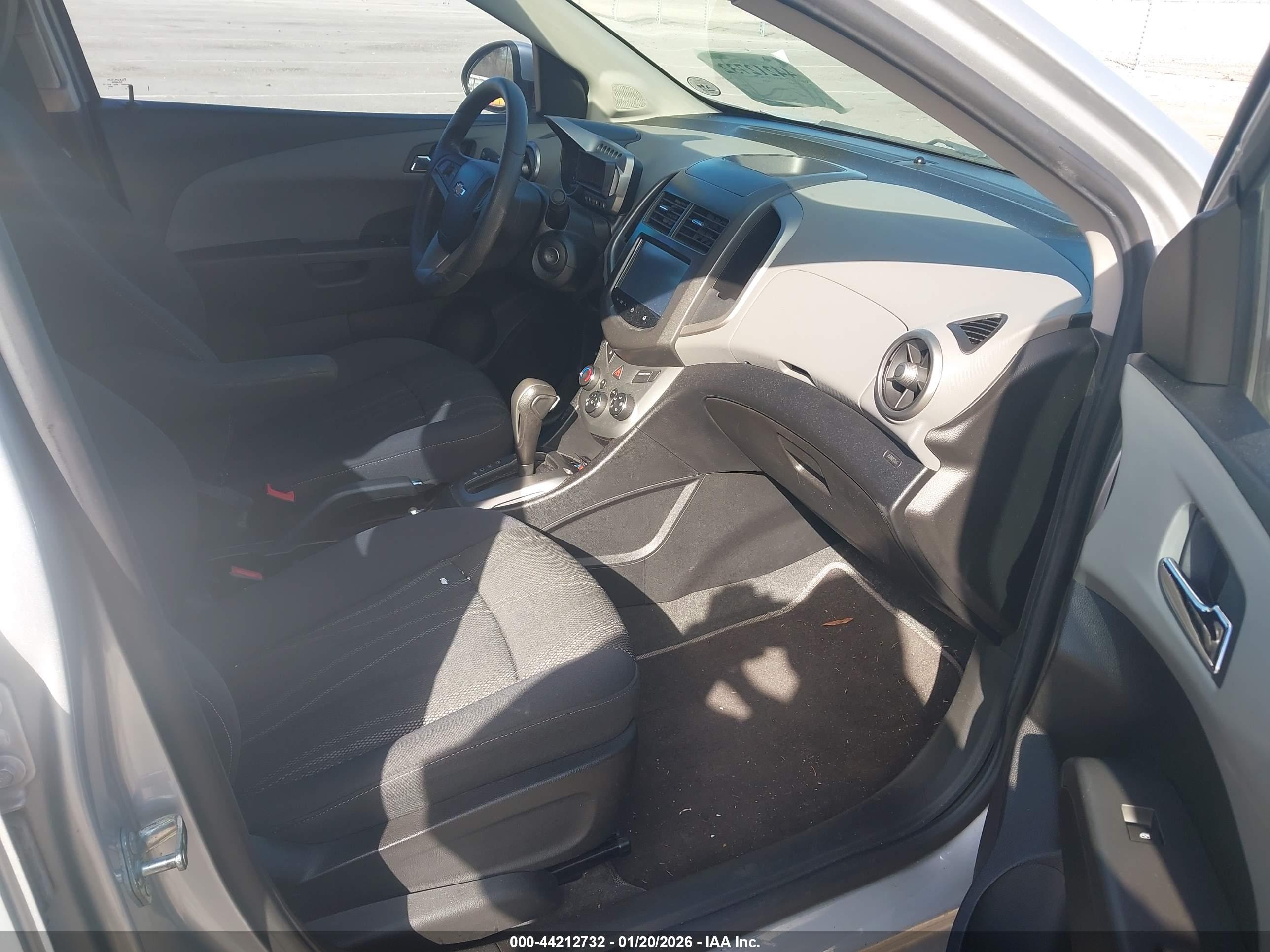 CHEVROLET SONIC image 5