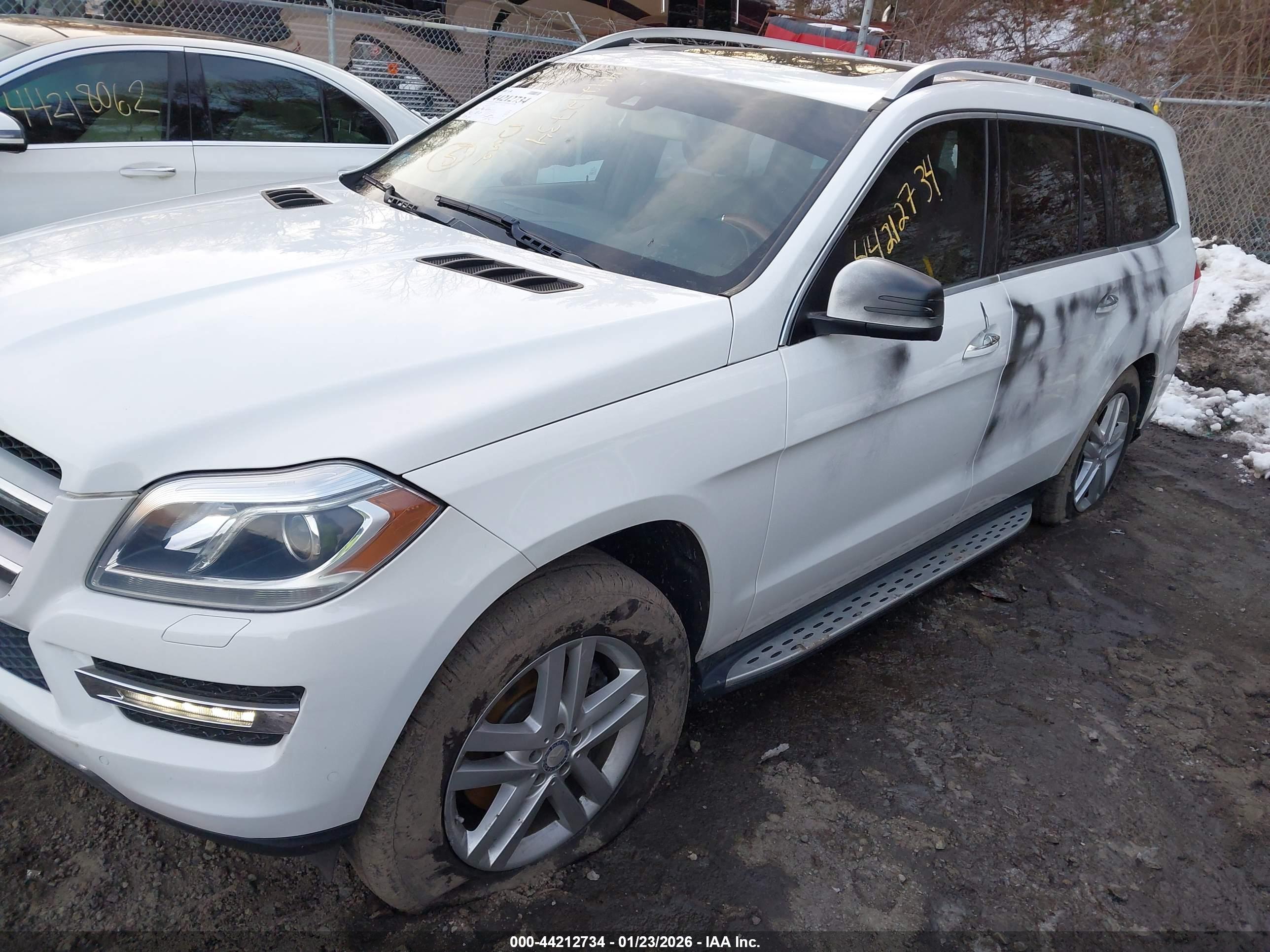 MERCEDES-BENZ GL image 2