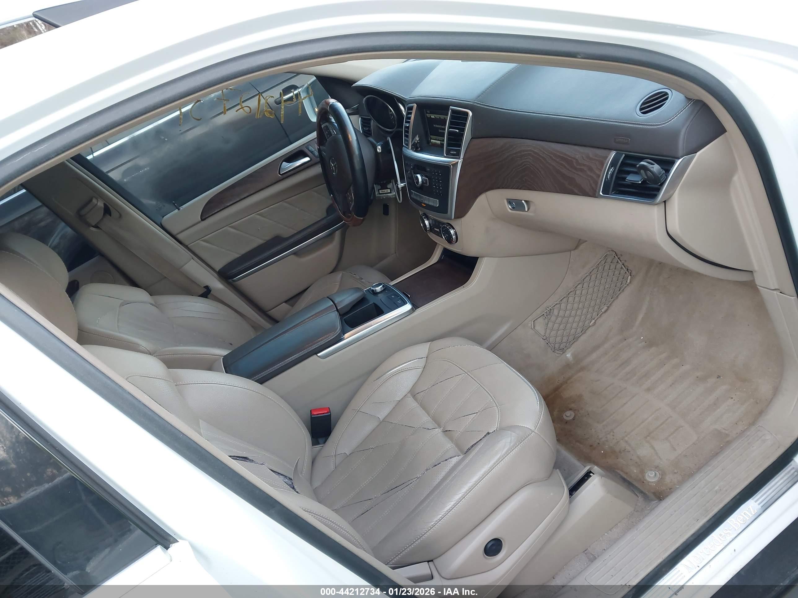 MERCEDES-BENZ GL image 5