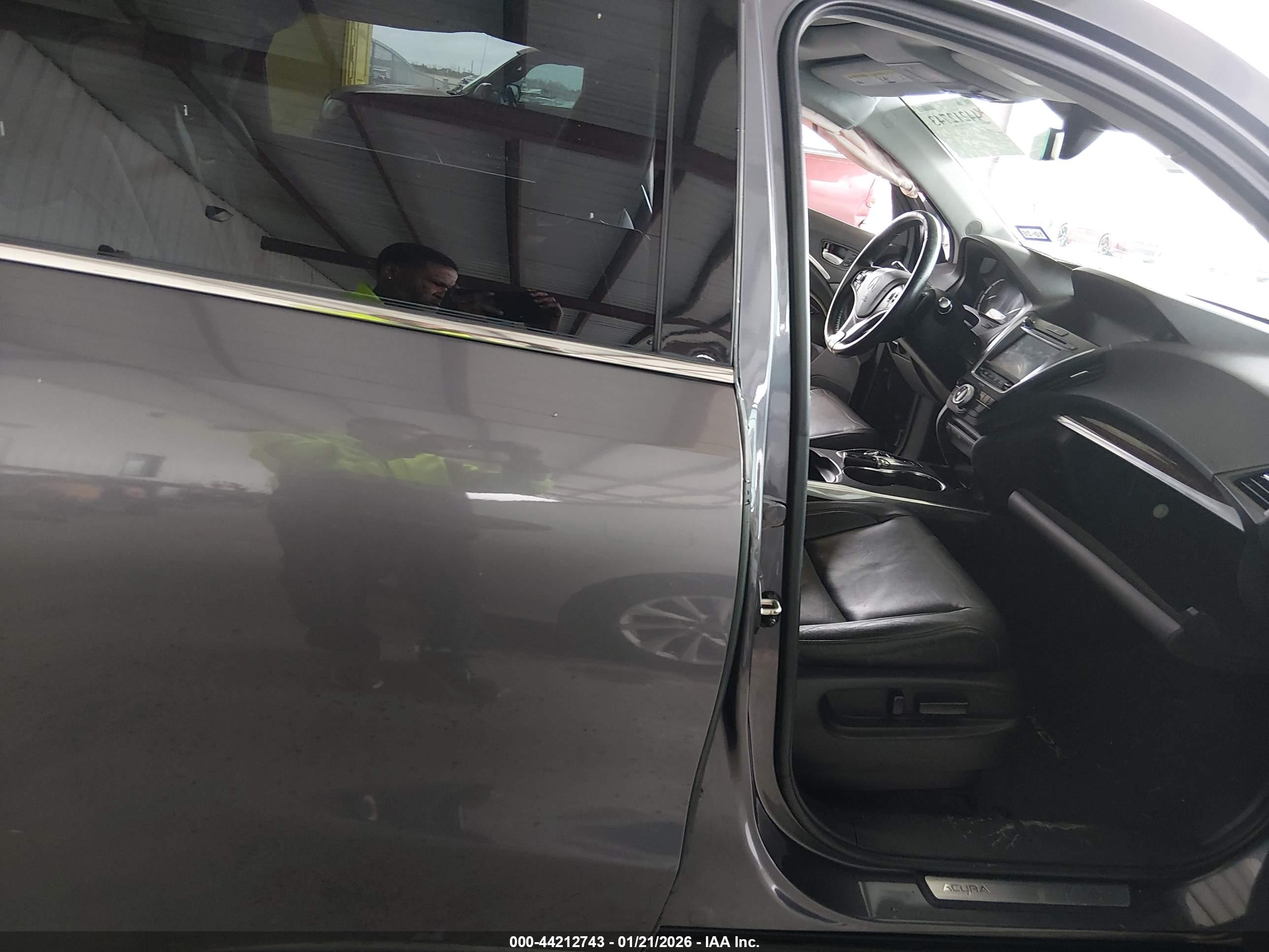 ACURA MDX image 5