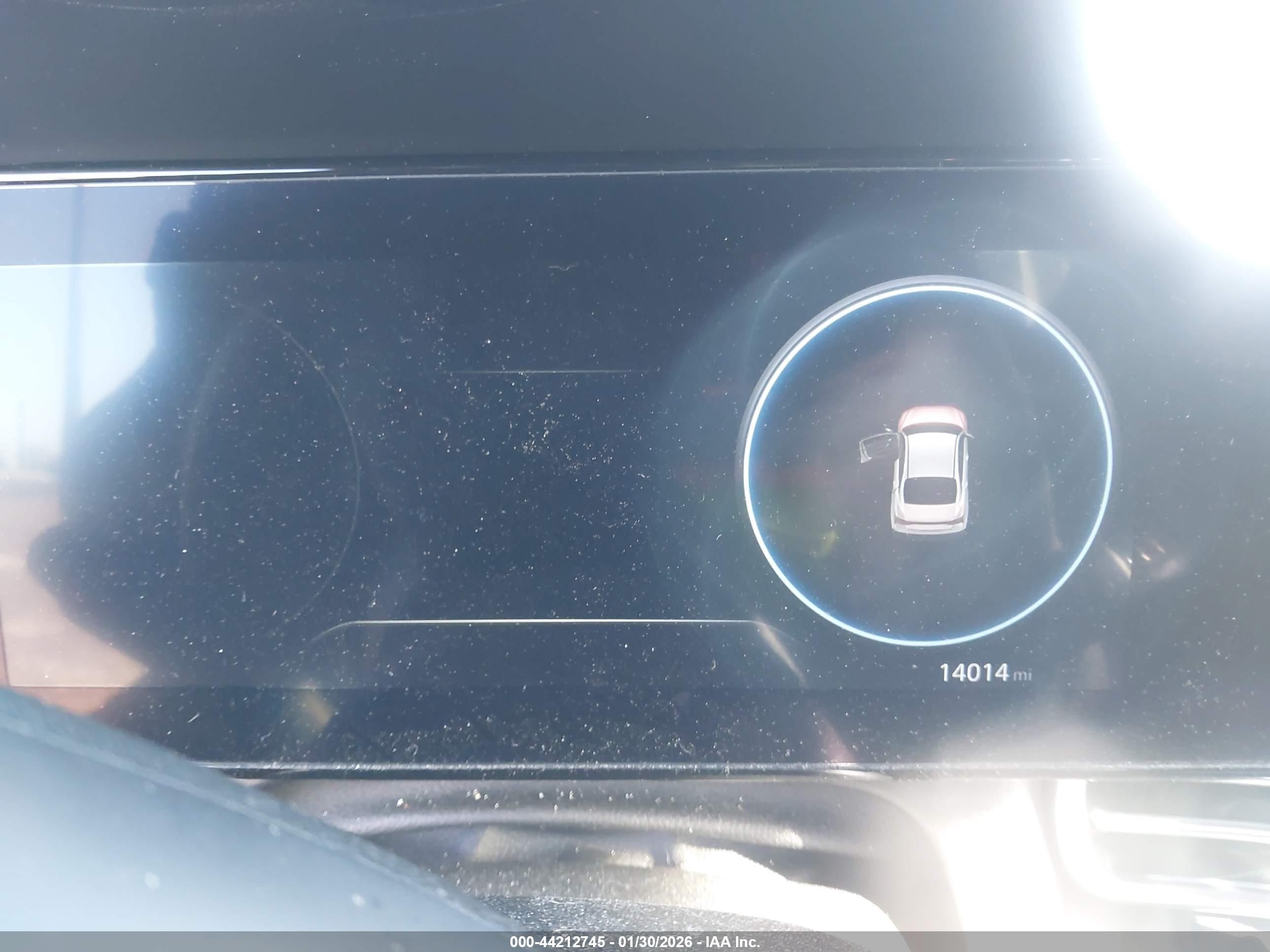 HYUNDAI ELANTRA image 7