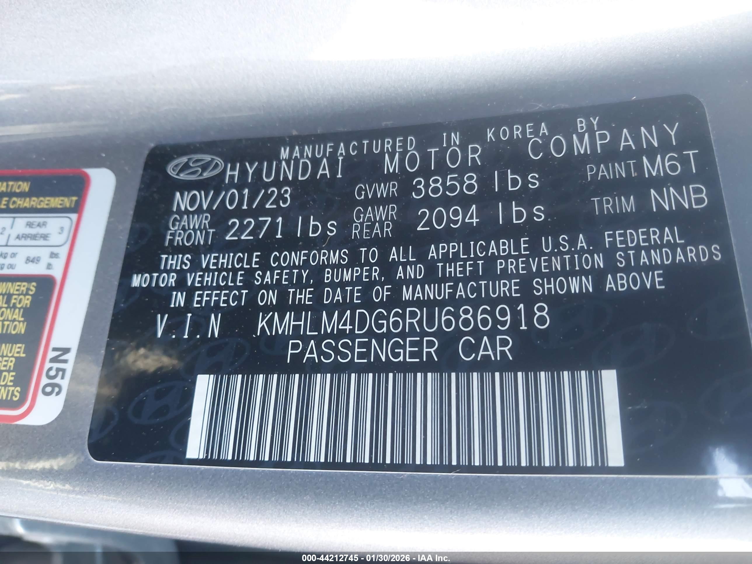 HYUNDAI ELANTRA image 9