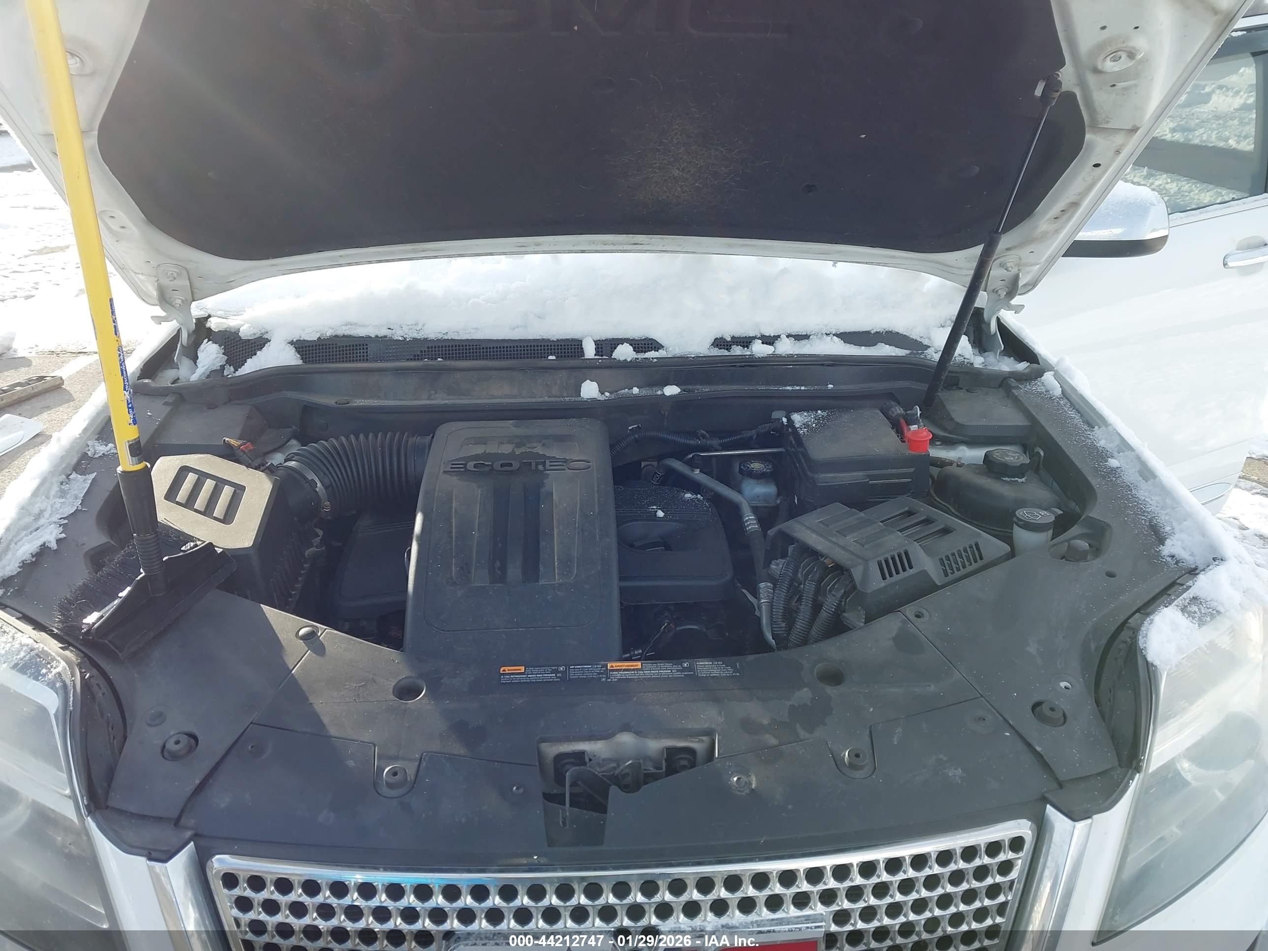 GMC TERRAIN image 10