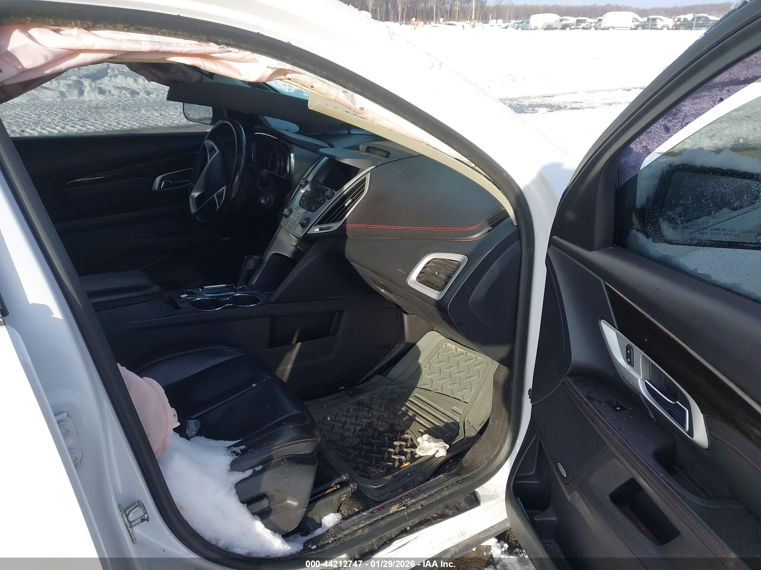 GMC TERRAIN image 5