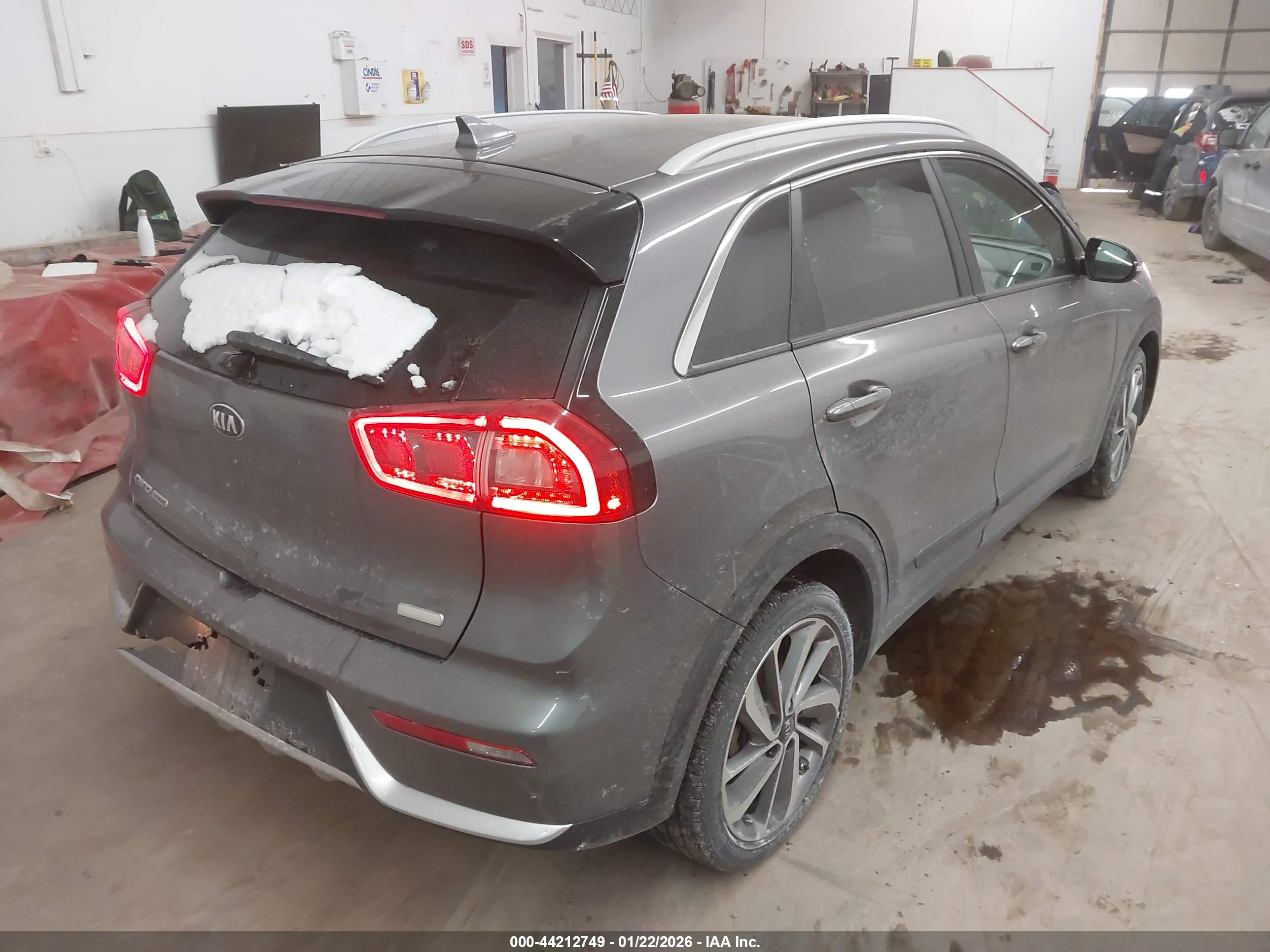 KIA NIRO image 4