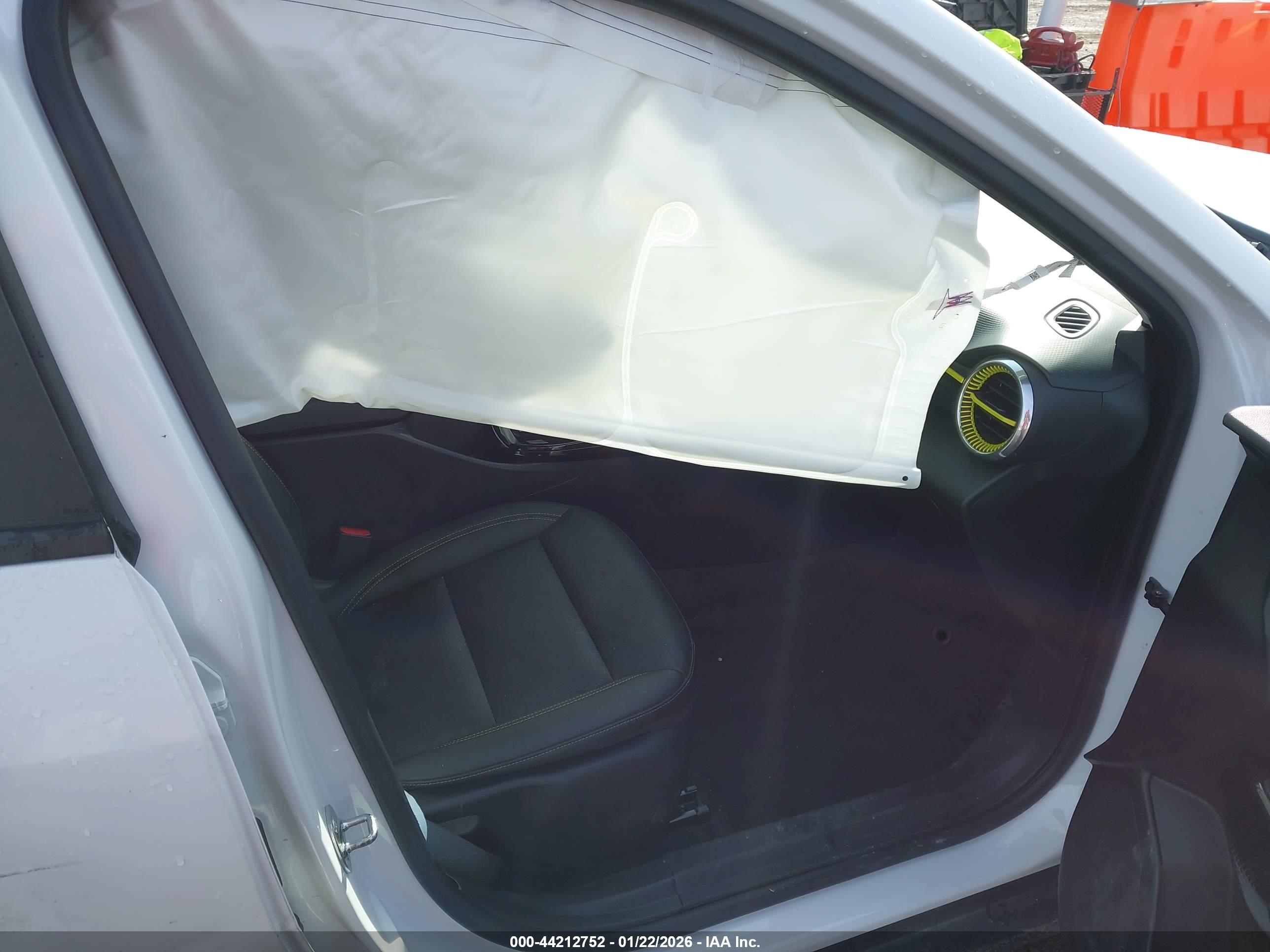 CHEVROLET TRAX image 5