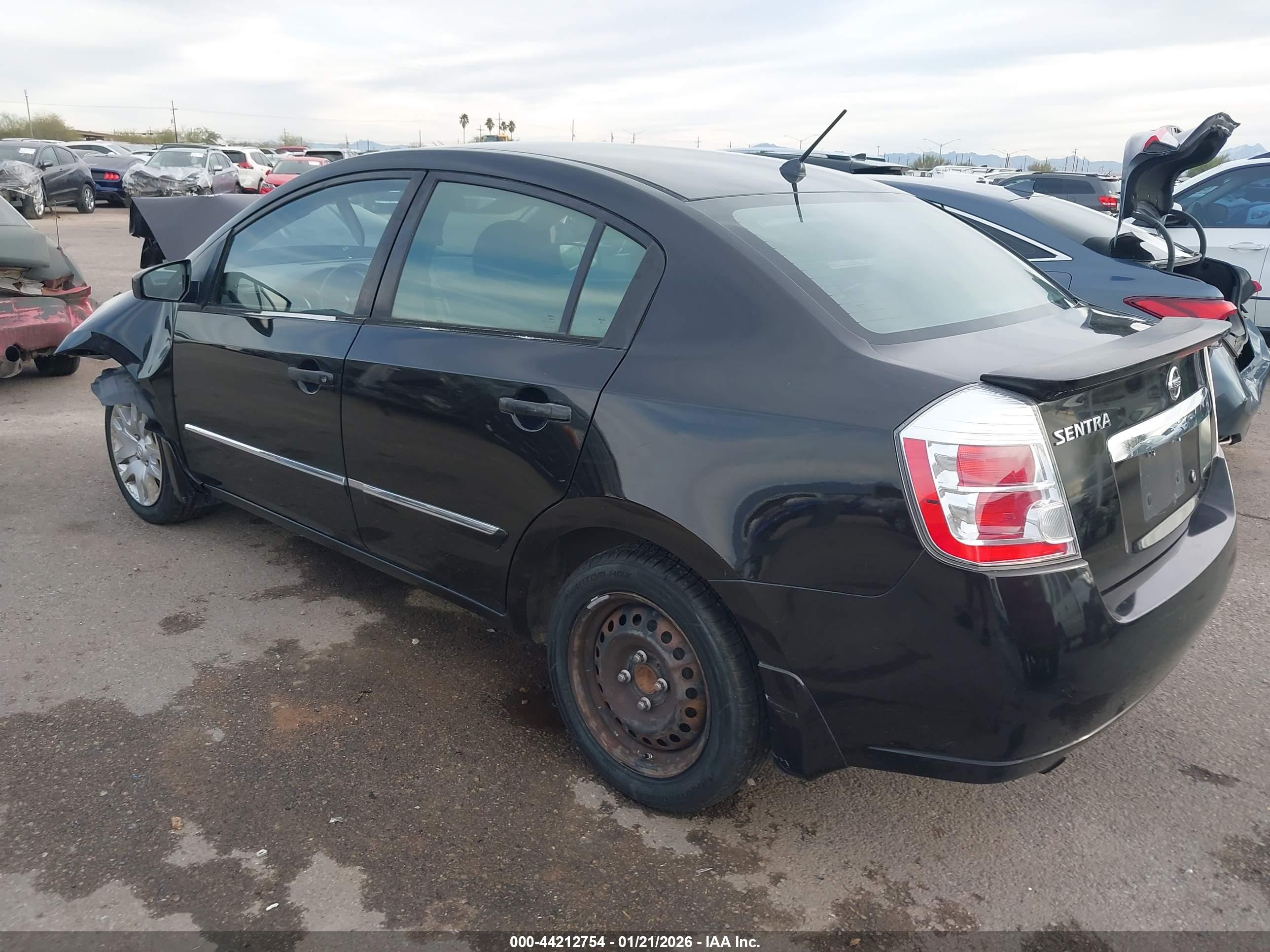 NISSAN SENTRA image 3