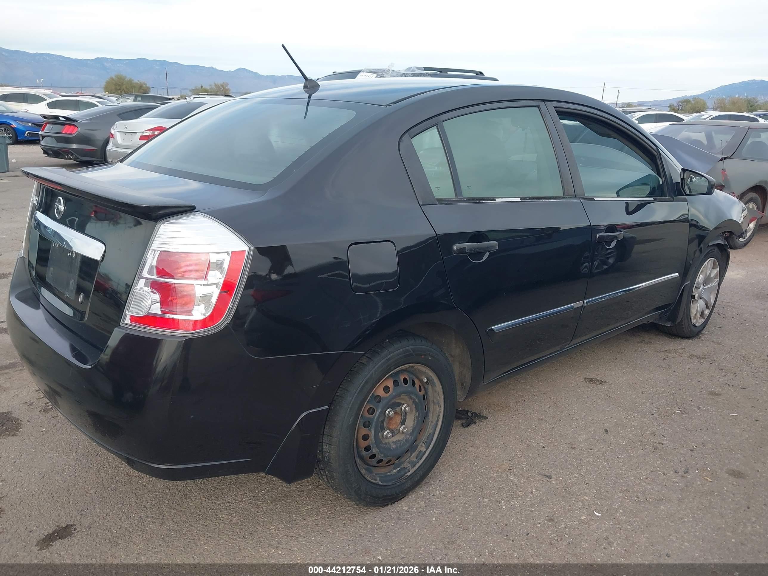 NISSAN SENTRA image 4