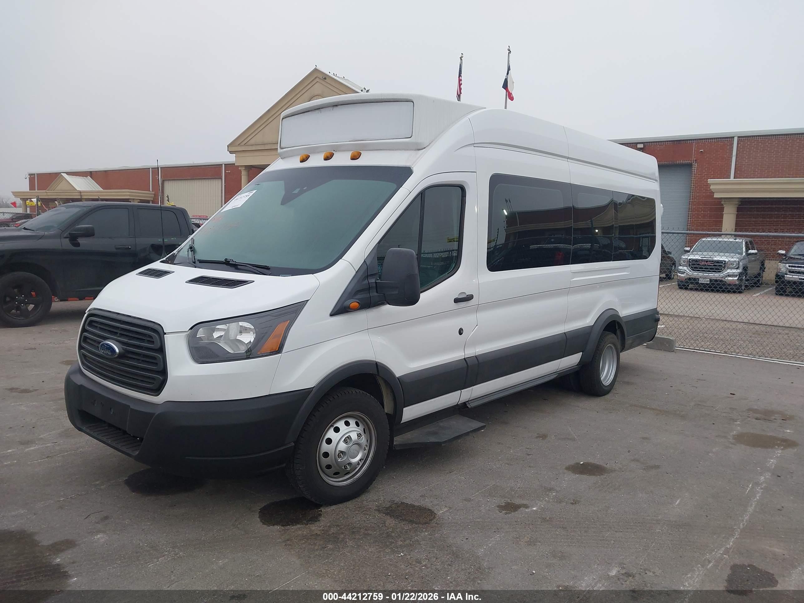 FORD TRANSIT-350 image 2