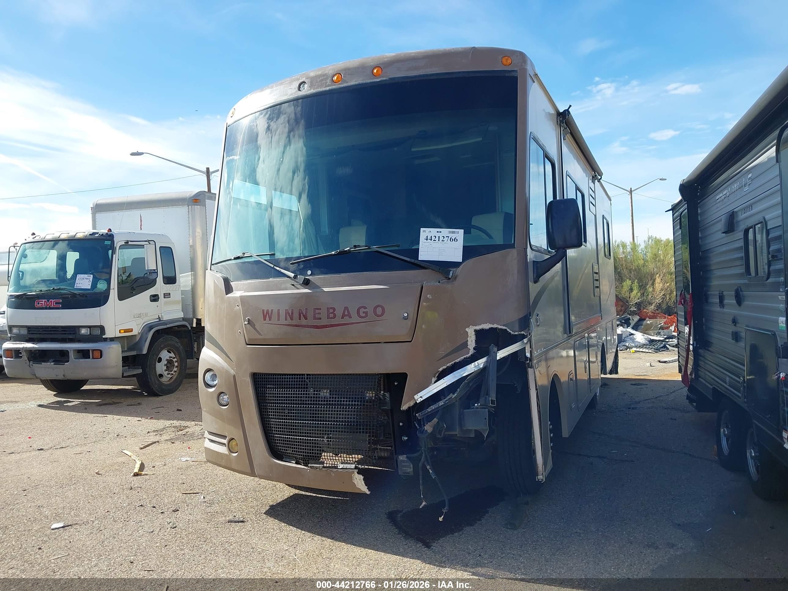 WINNEBAGO VISTA image 6