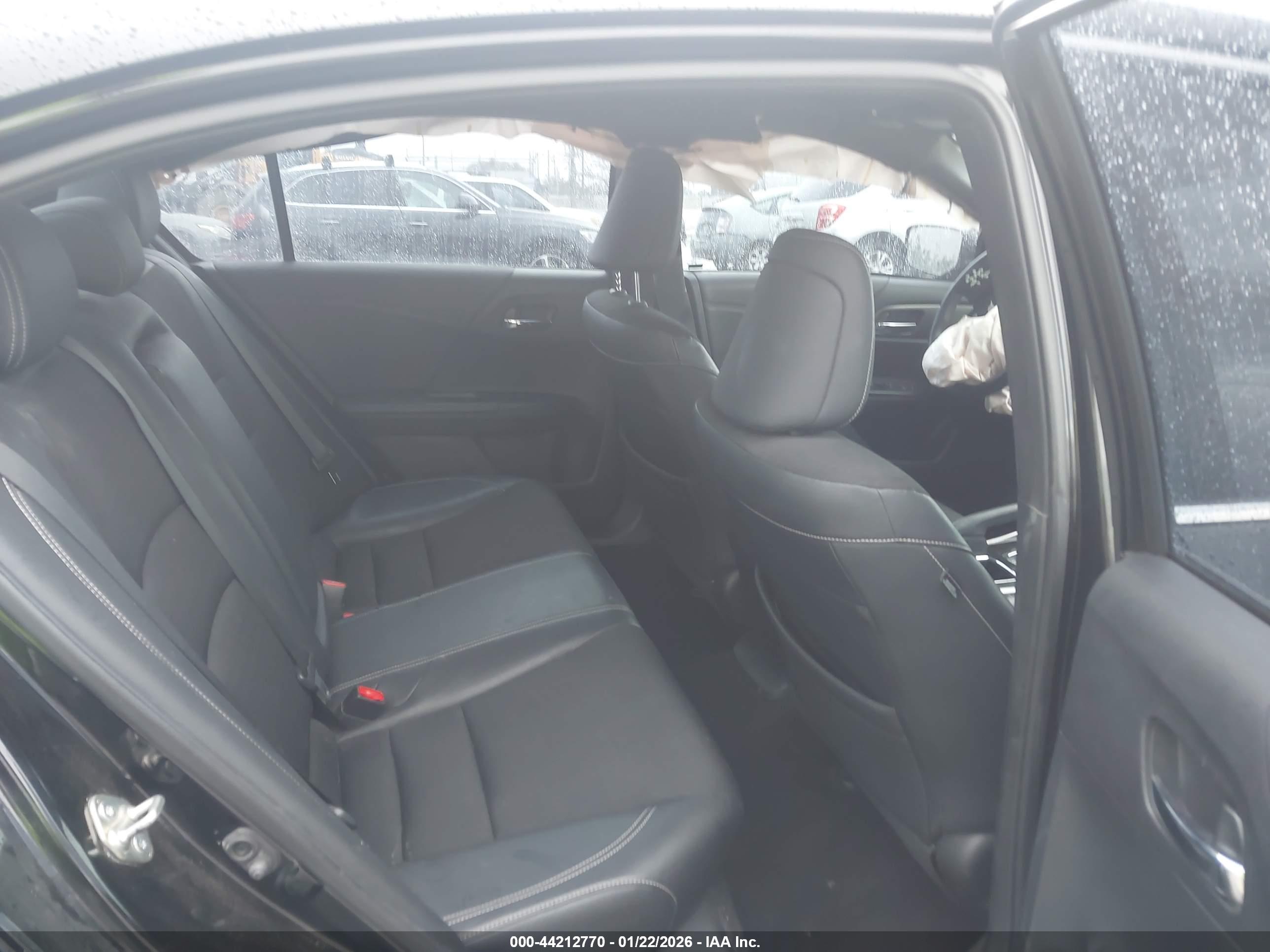 HONDA ACCORD image 8