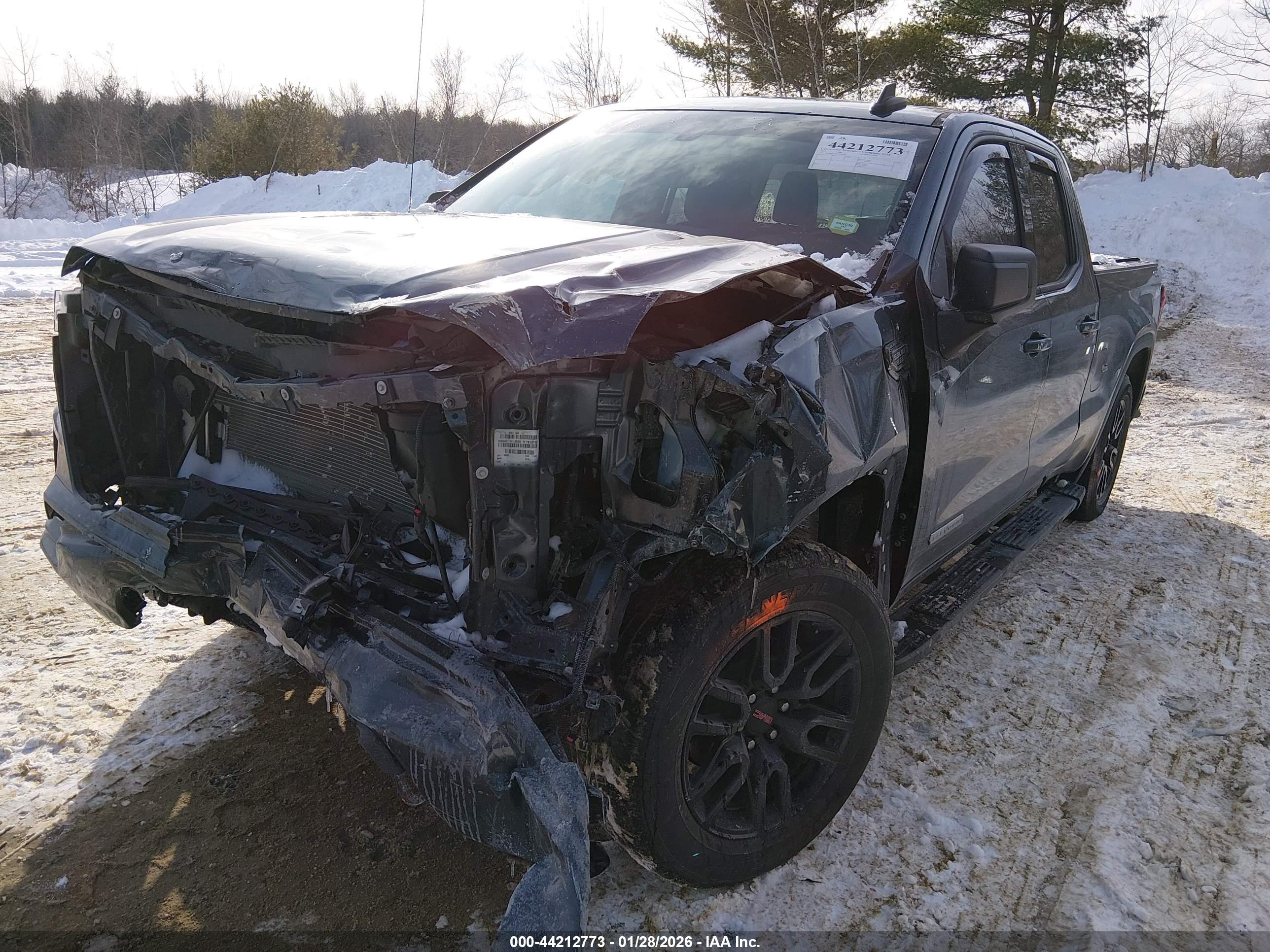GMC SIERRA image 6