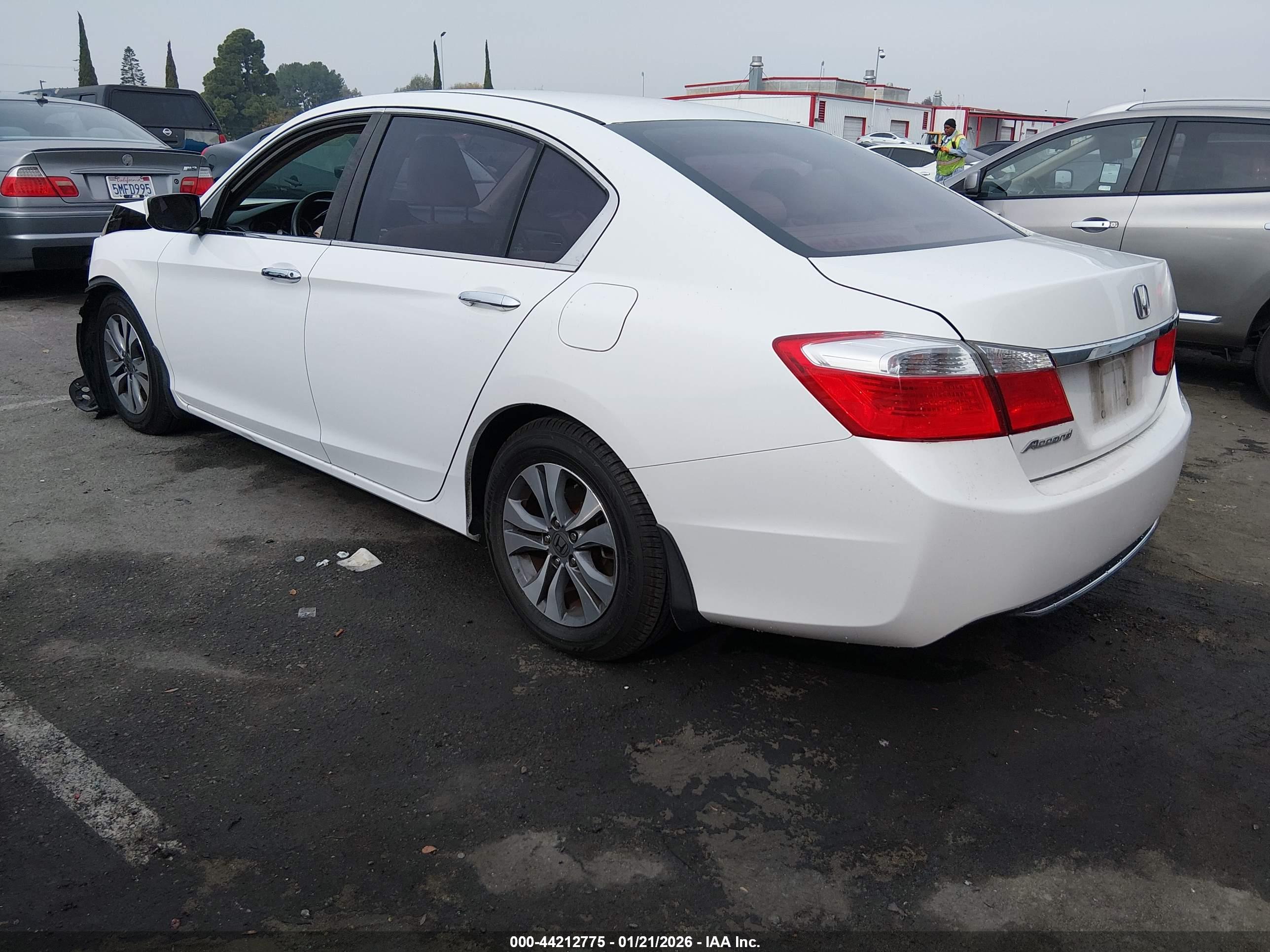 HONDA ACCORD image 3