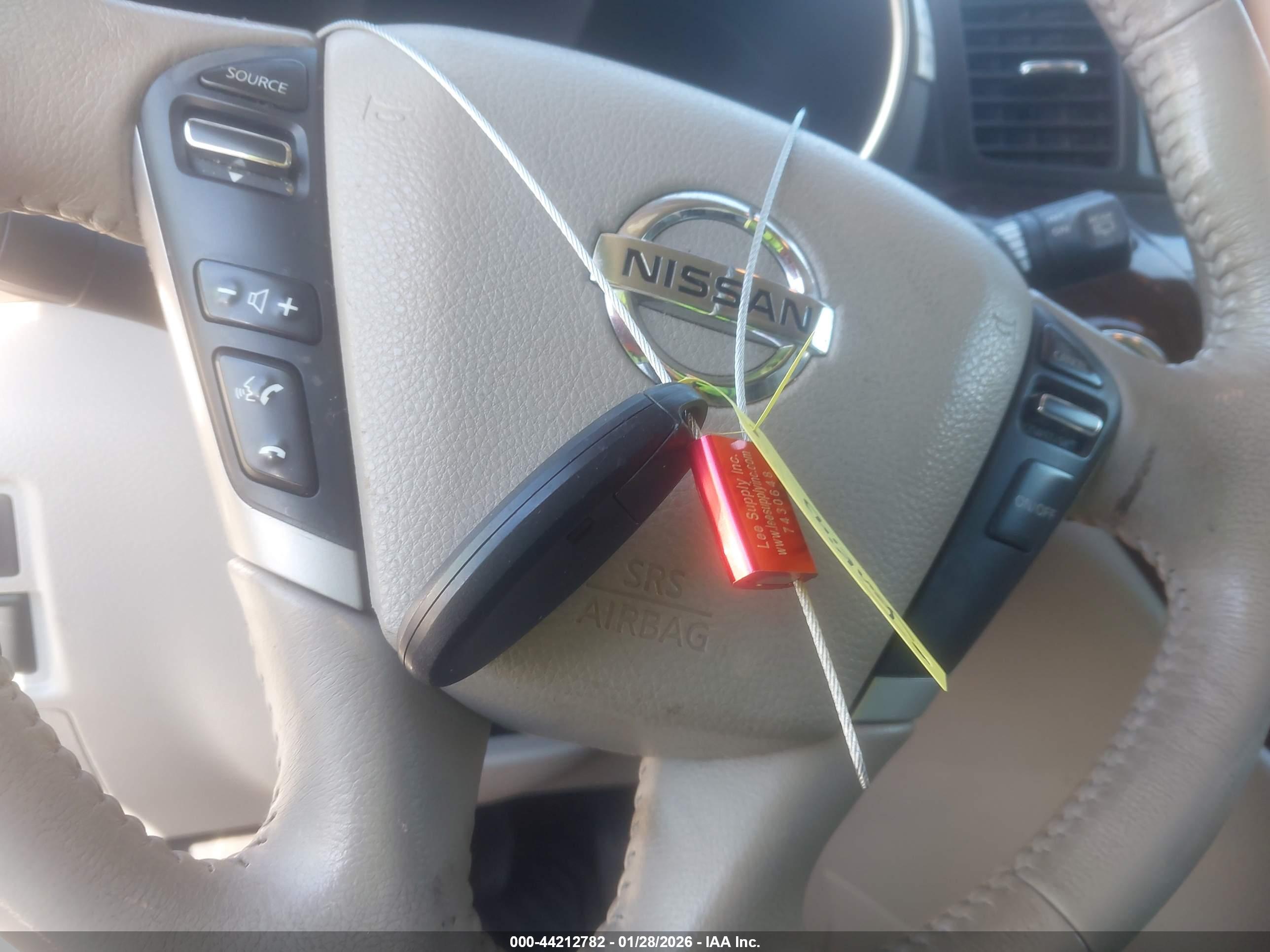 NISSAN QUEST image 11