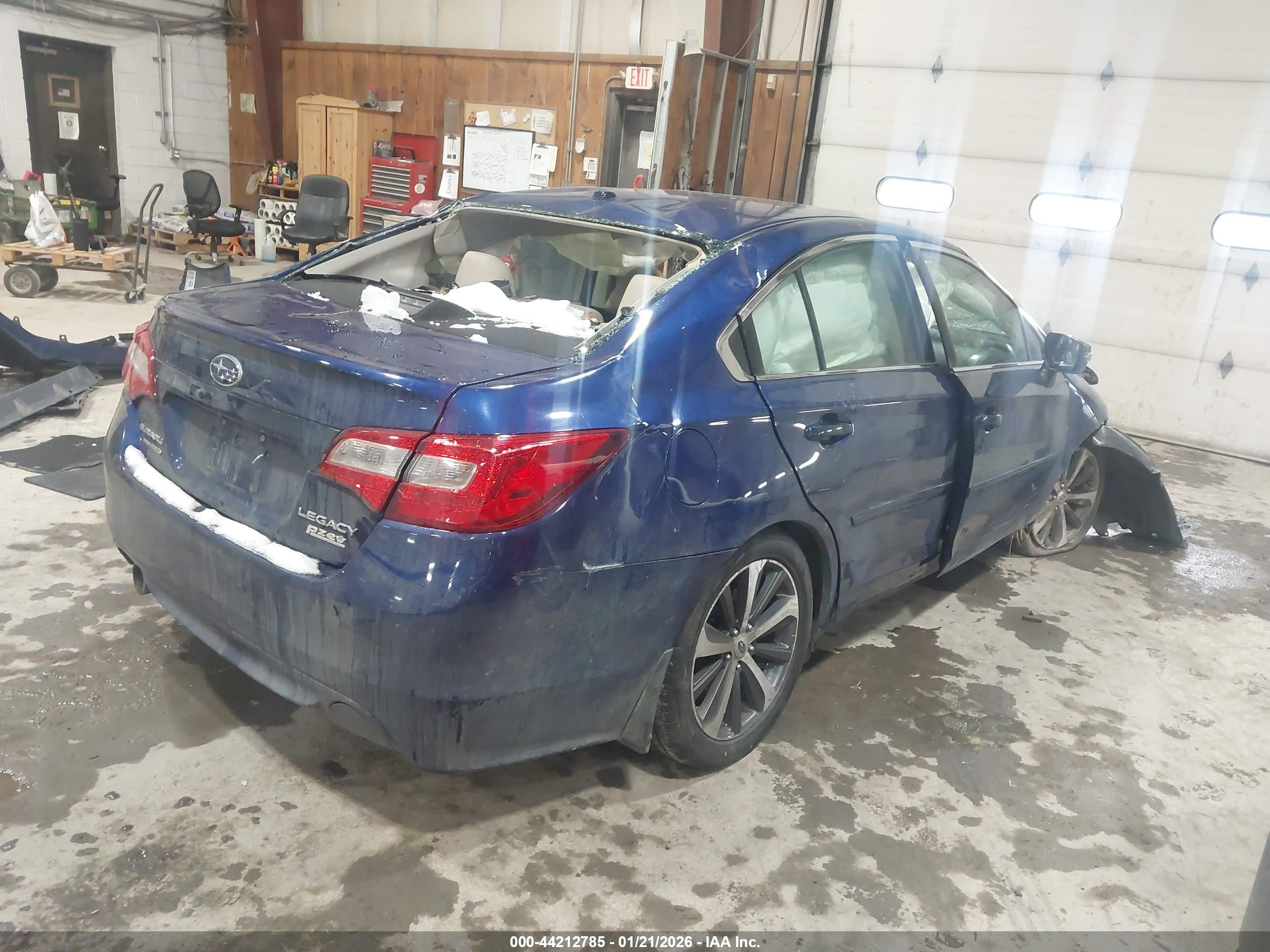 SUBARU LEGACY image 4