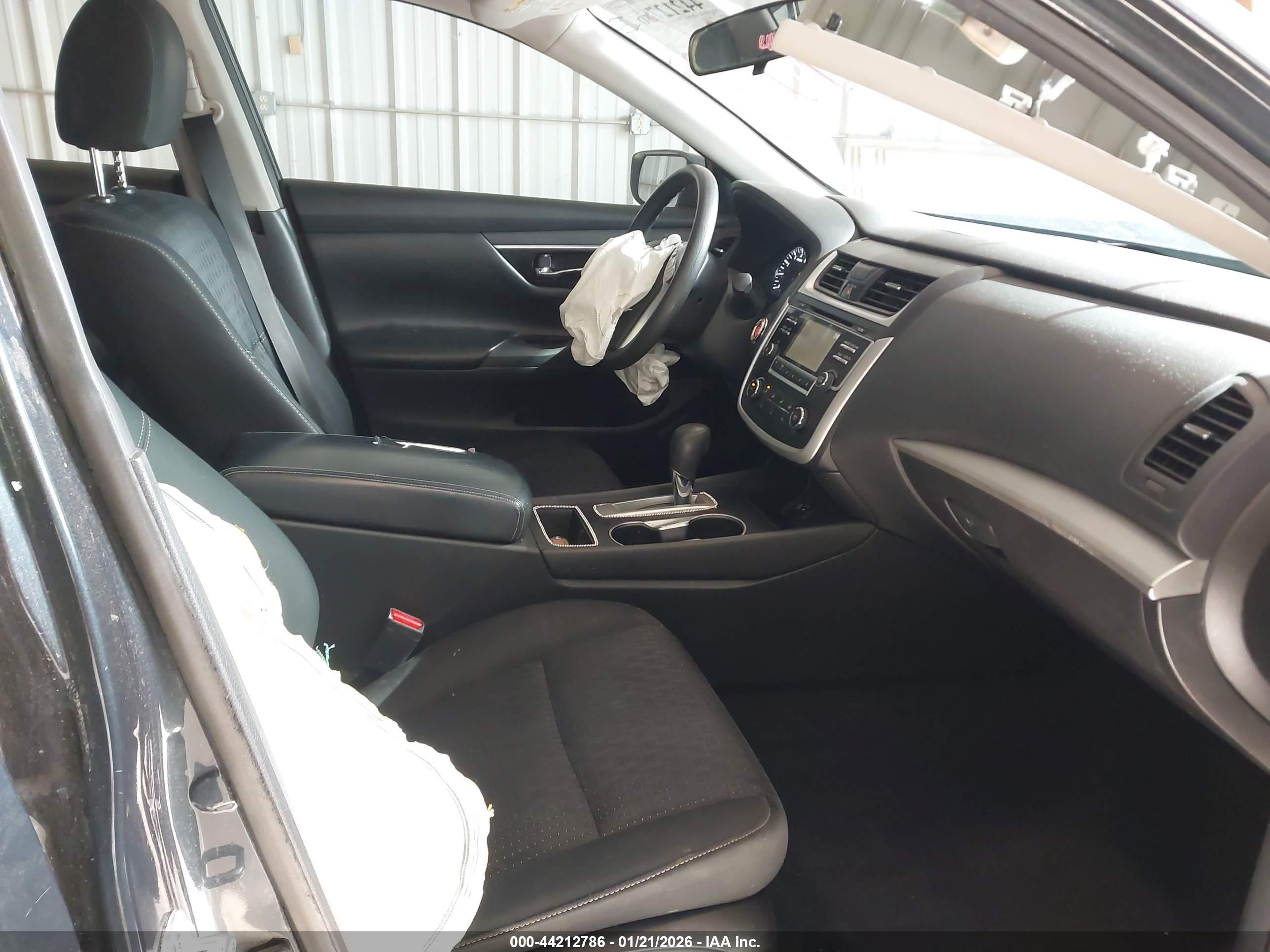 NISSAN ALTIMA image 5
