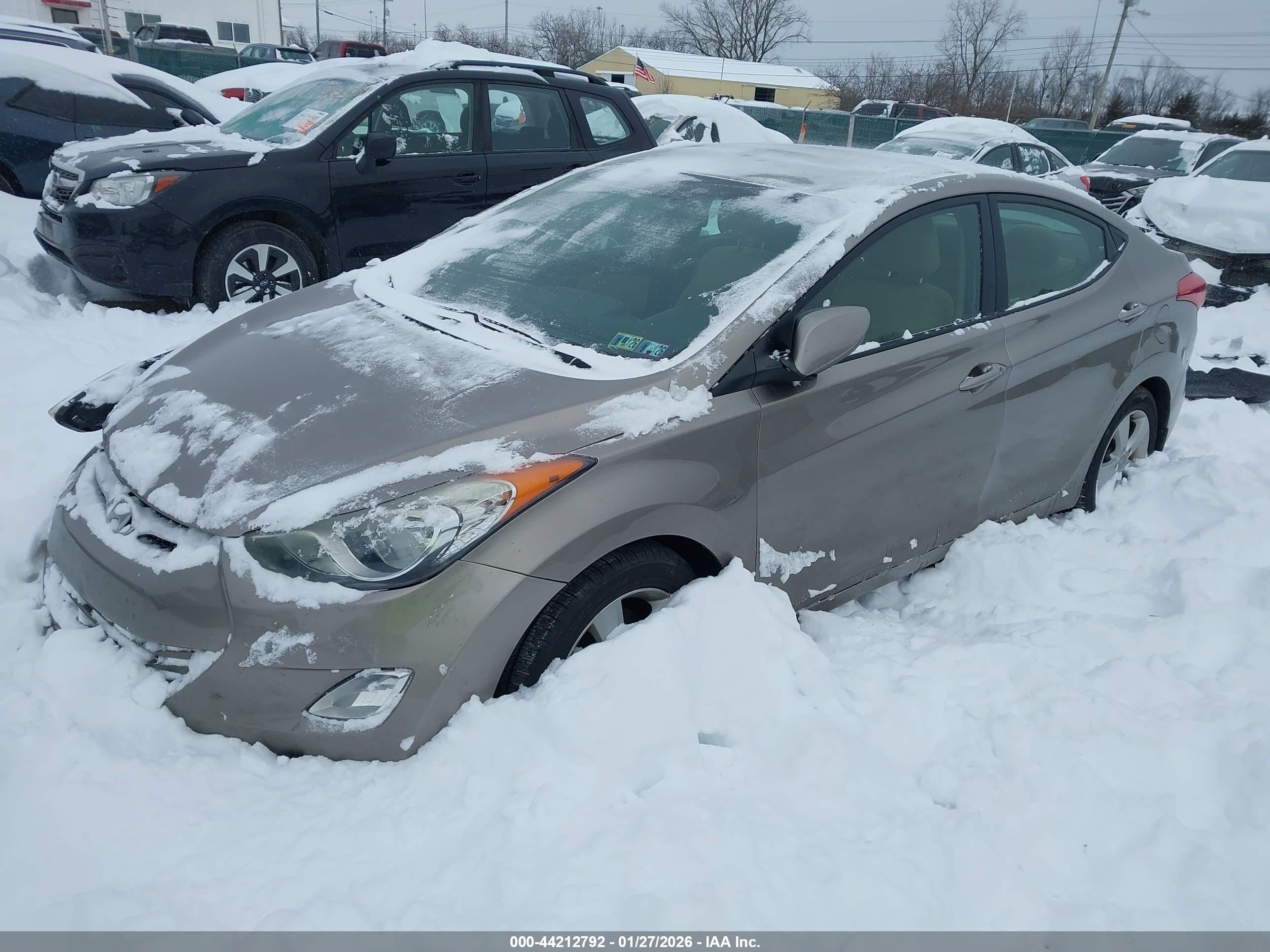 HYUNDAI ELANTRA image 2