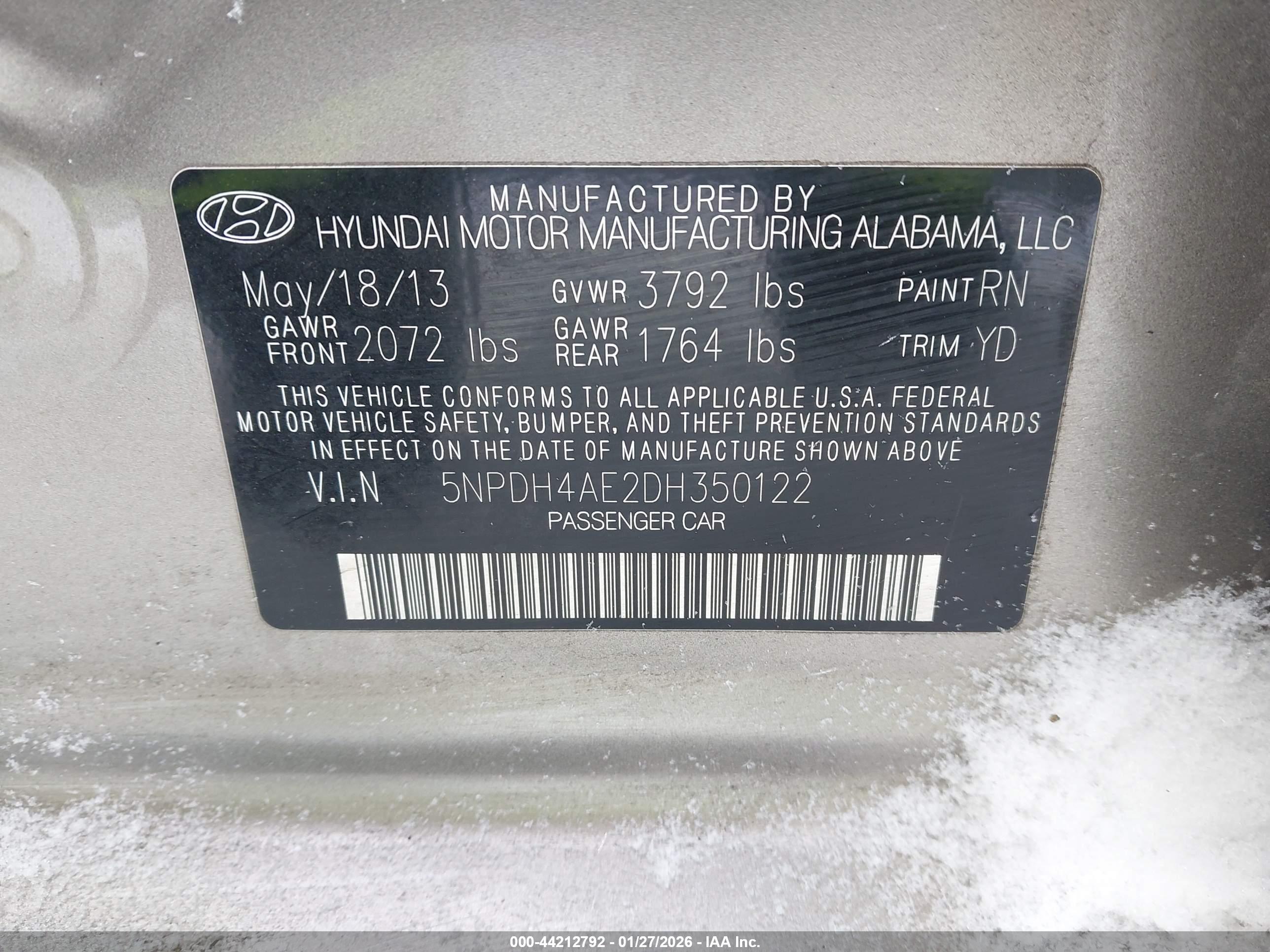 HYUNDAI ELANTRA image 9