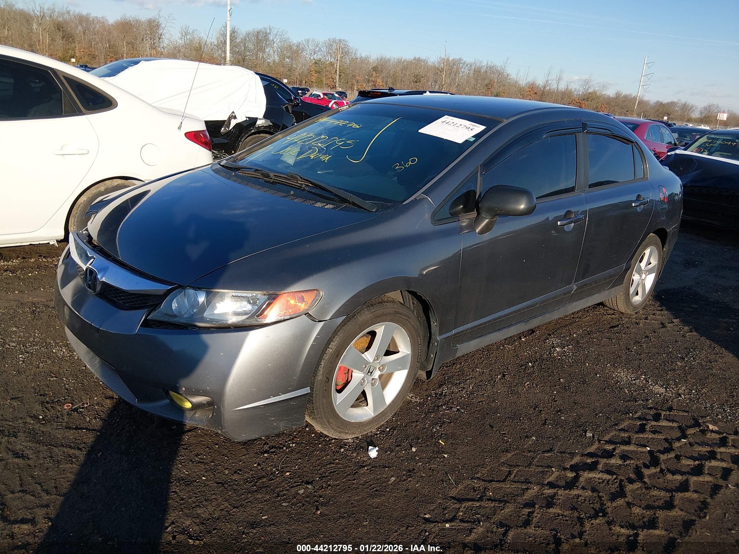 HONDA CIVIC image 2