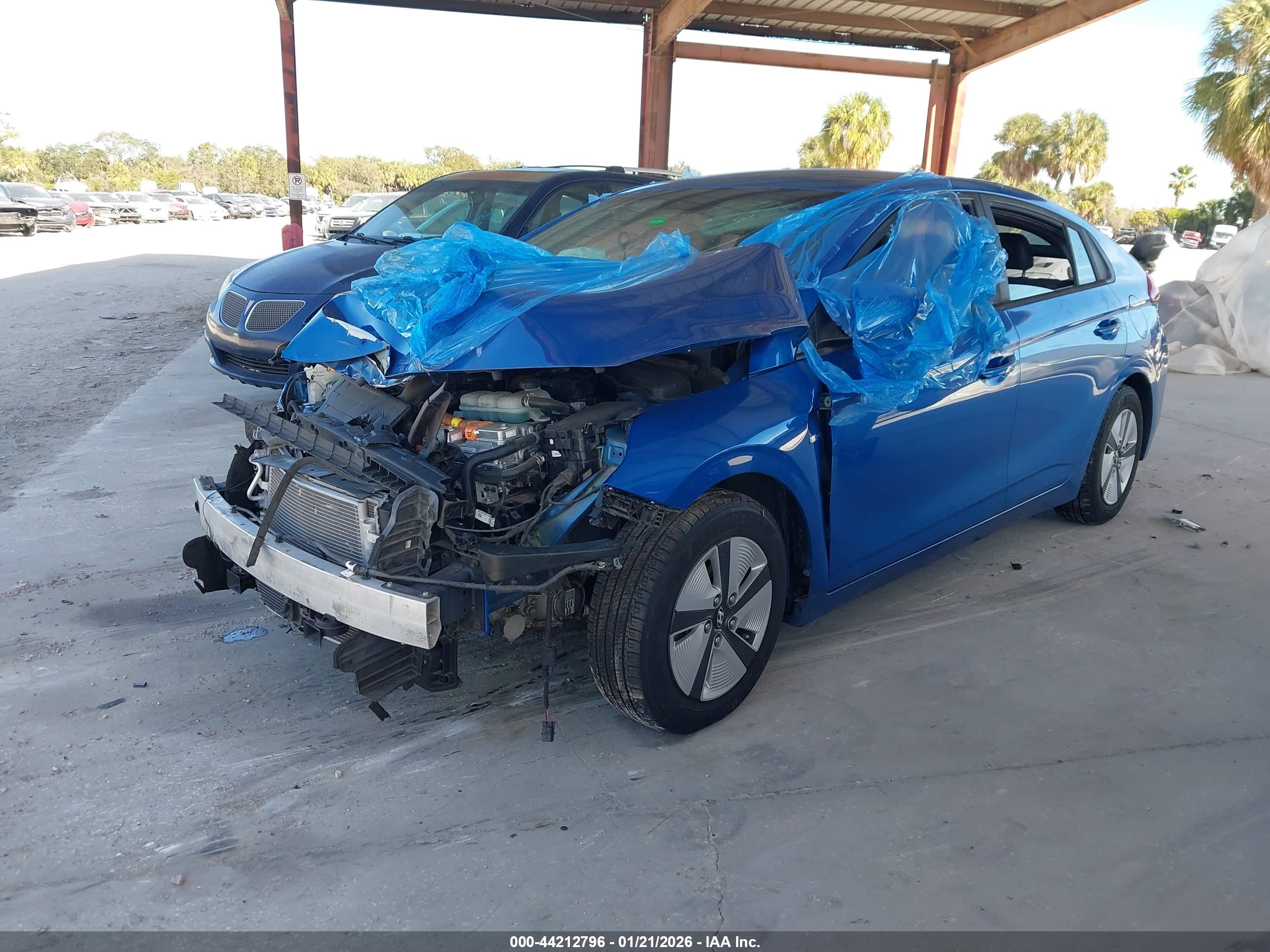 HYUNDAI IONIQ image 2