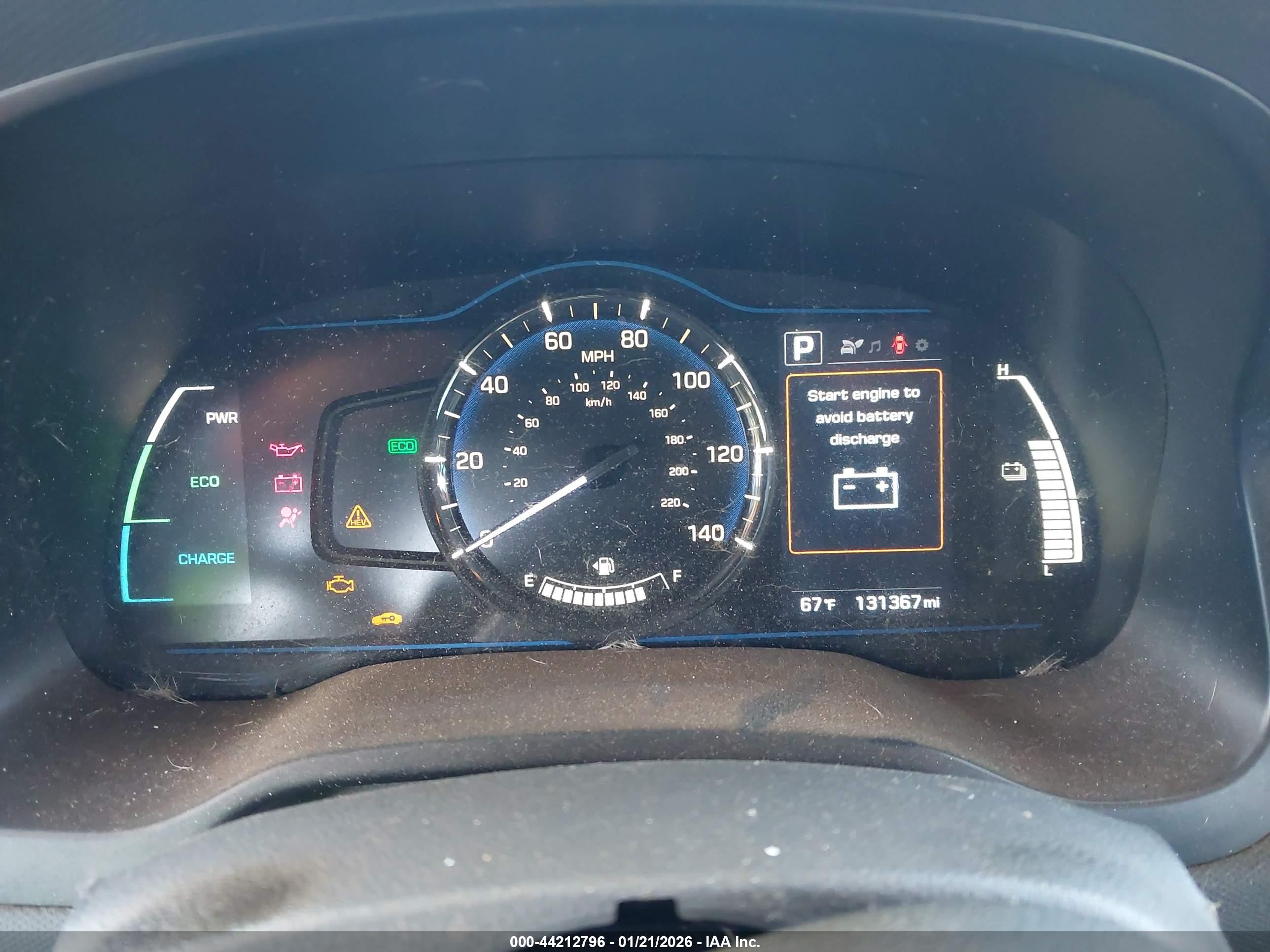 HYUNDAI IONIQ image 7