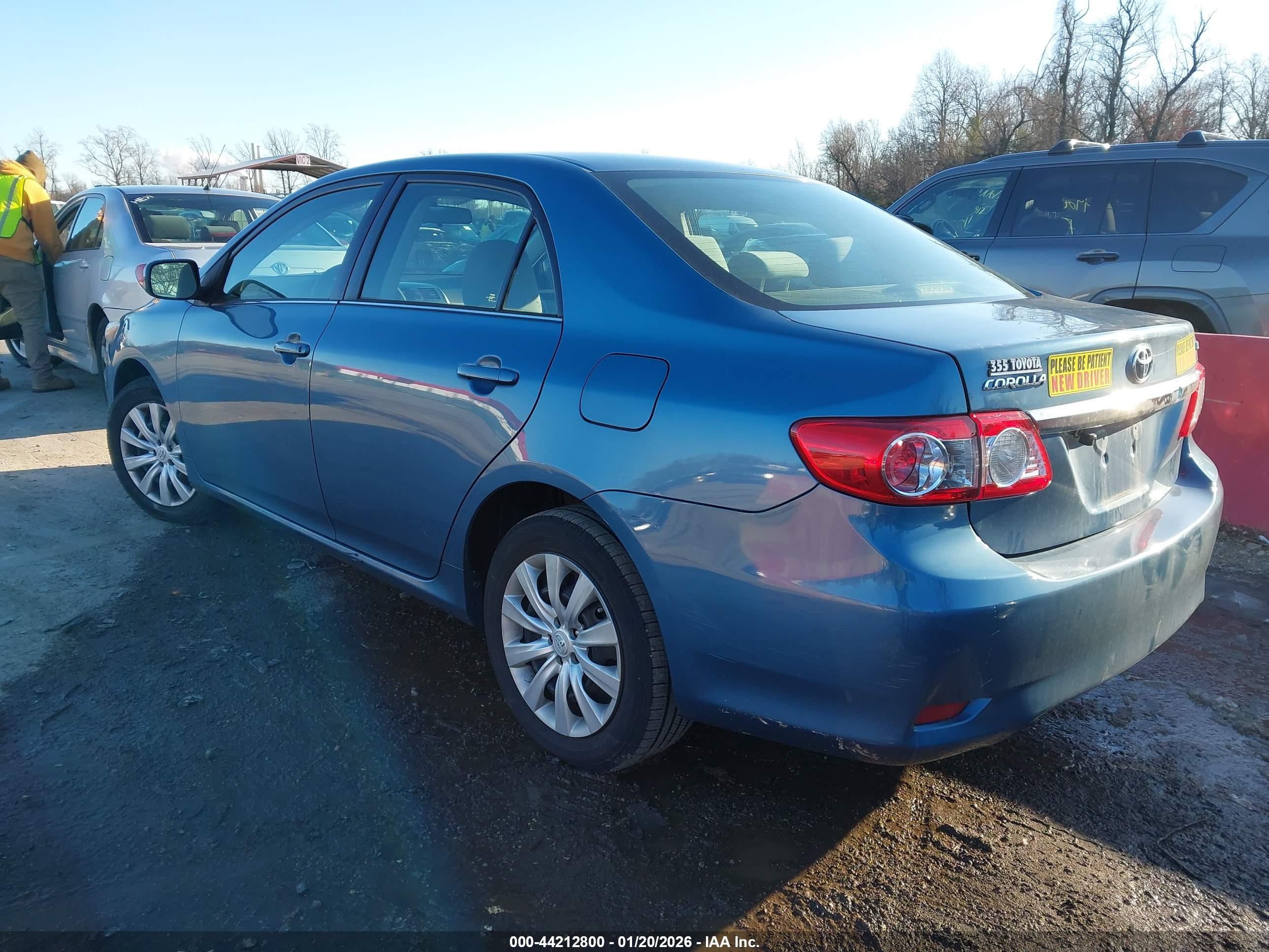 TOYOTA COROLLA image 3