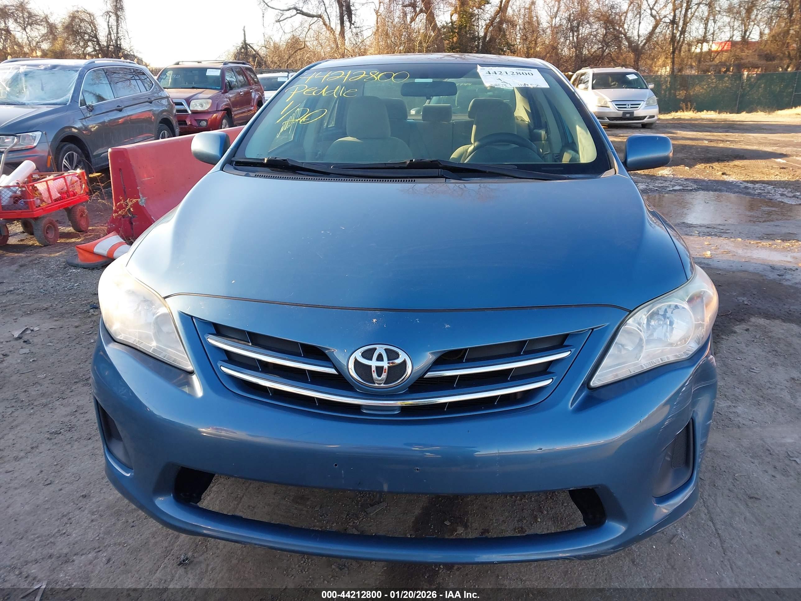 TOYOTA COROLLA image 6