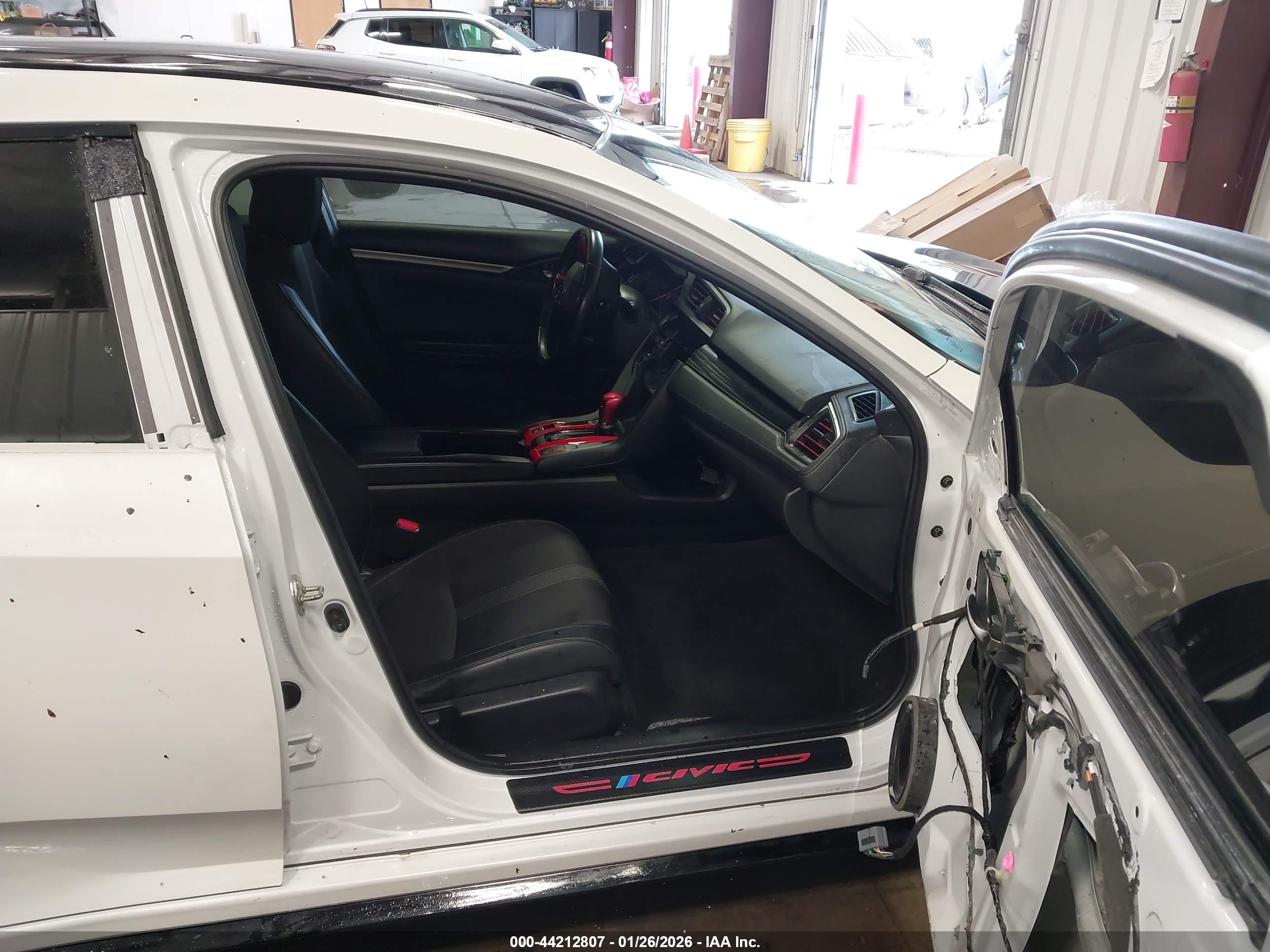 HONDA CIVIC image 5