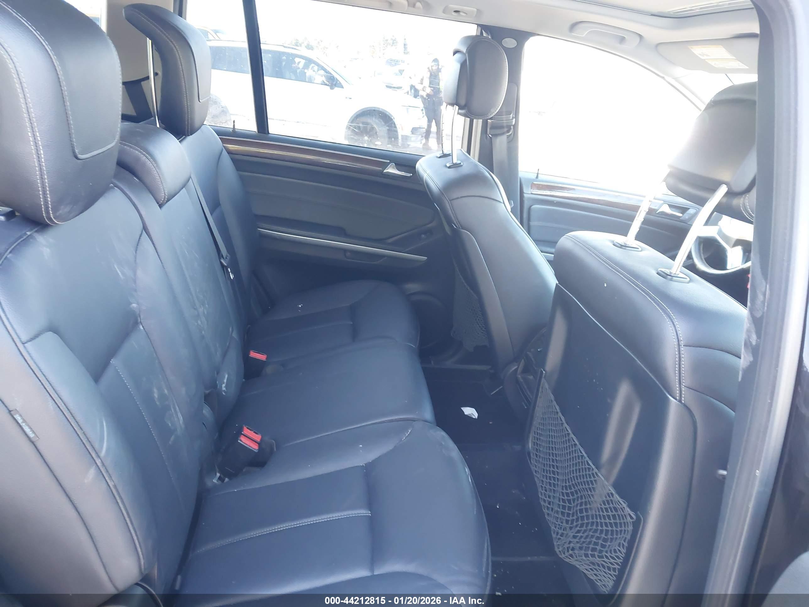 MERCEDES-BENZ GL image 8