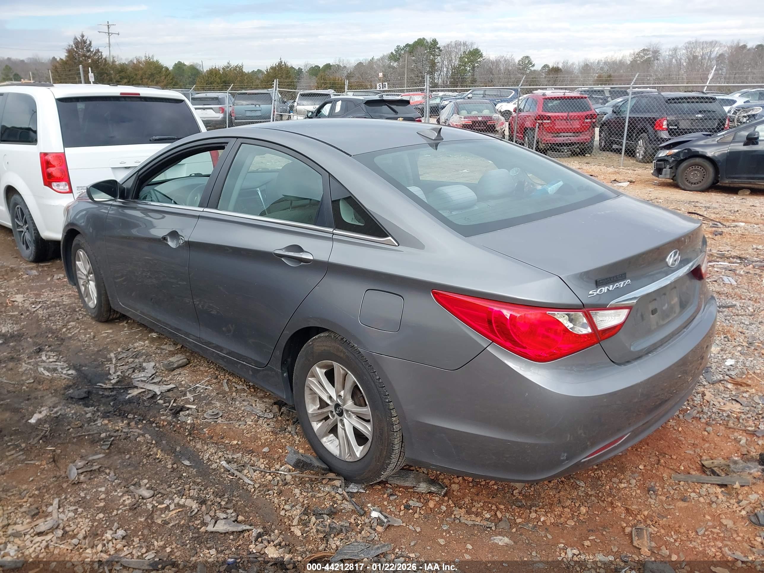 HYUNDAI SONATA image 3