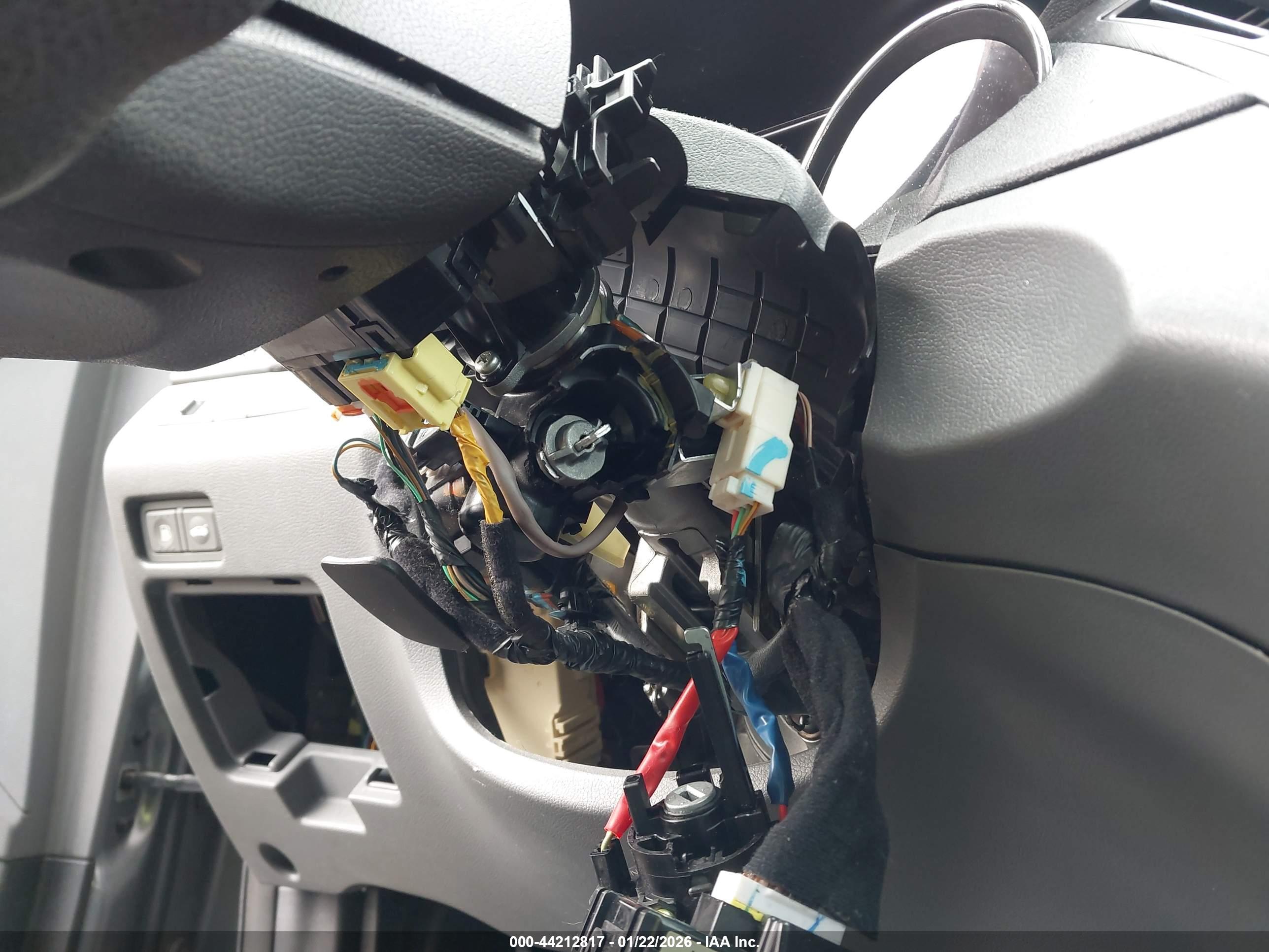 HYUNDAI SONATA image 6