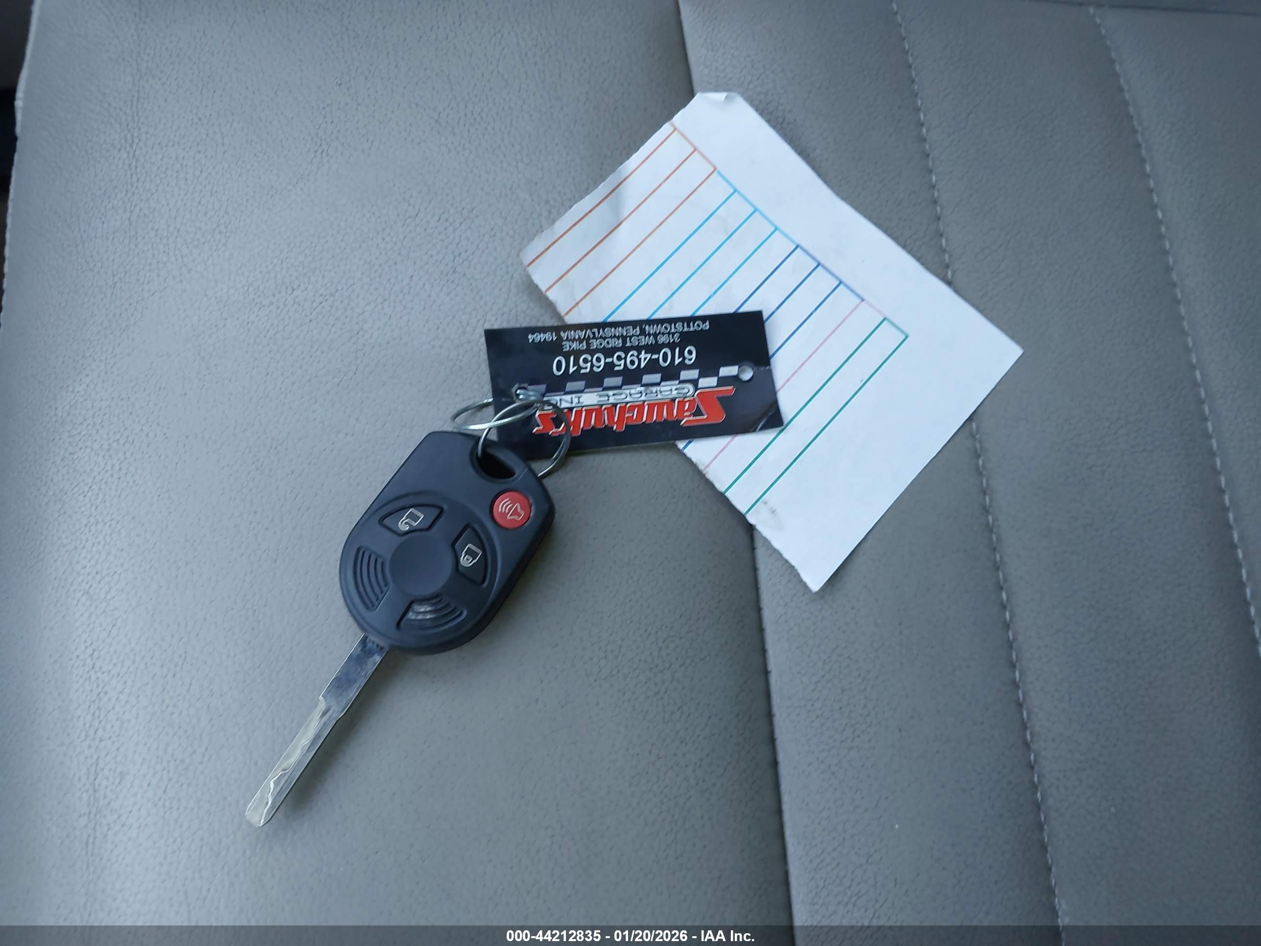 FORD ESCAPE image 11
