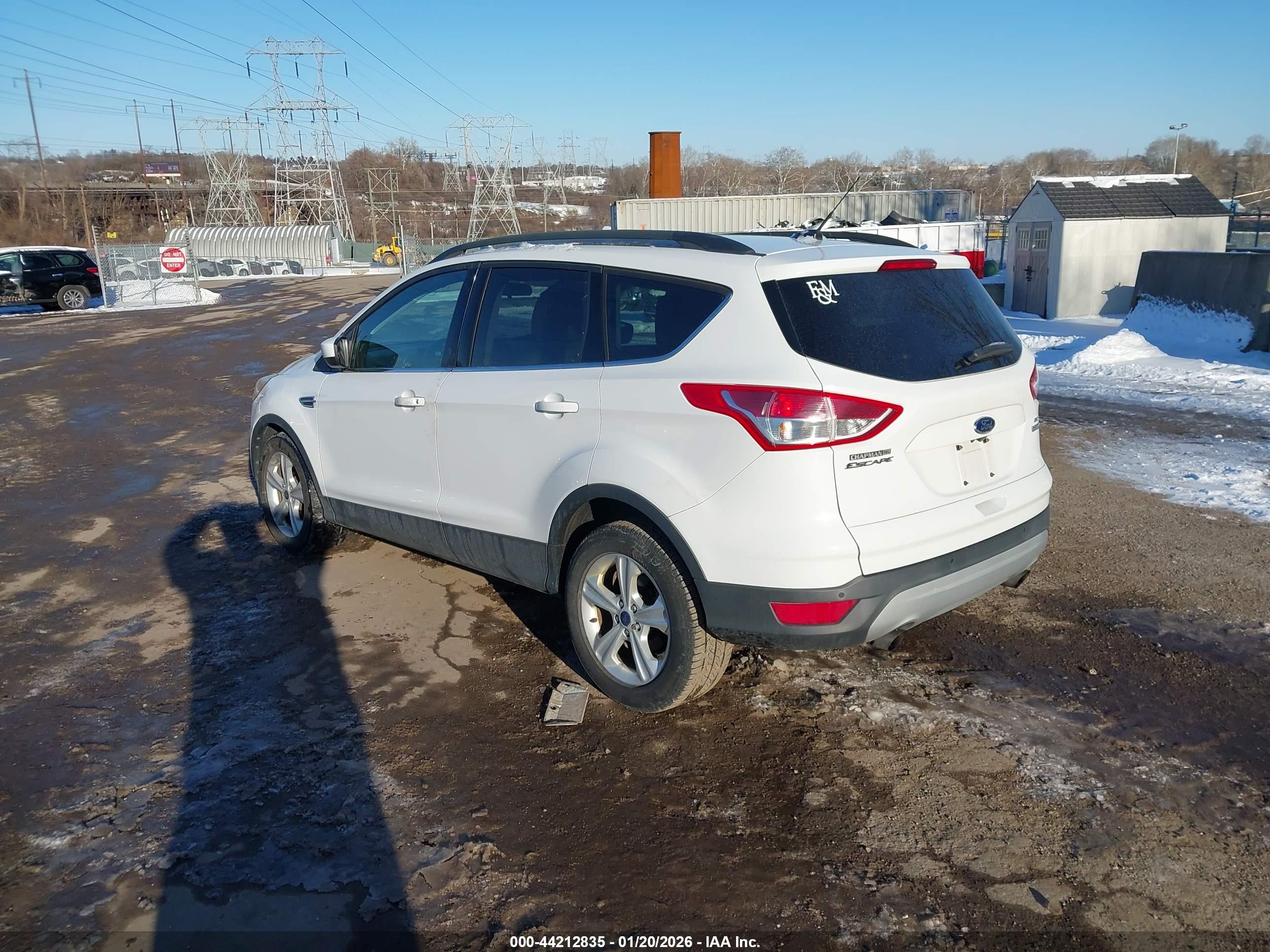 FORD ESCAPE image 3