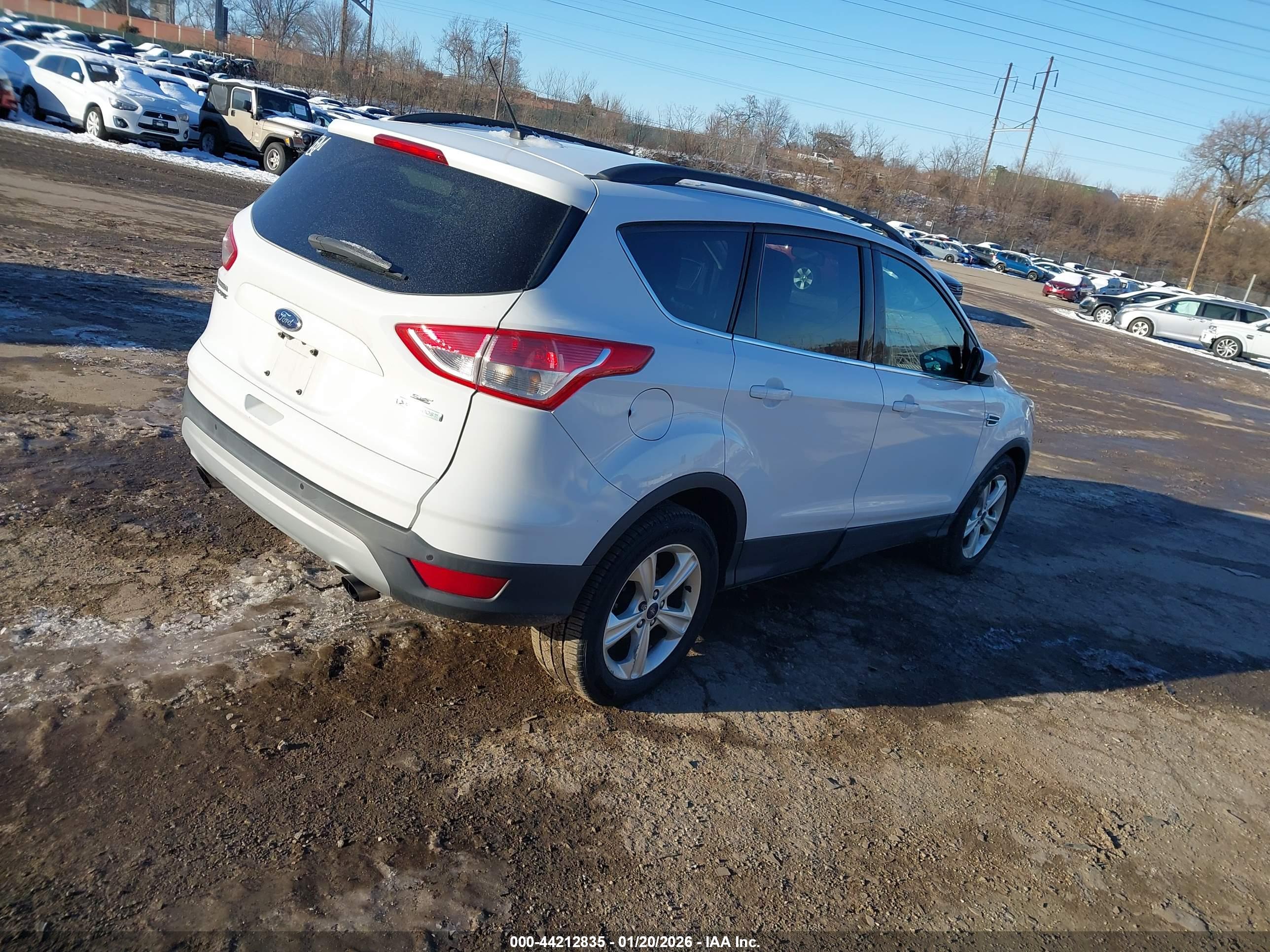 FORD ESCAPE image 4