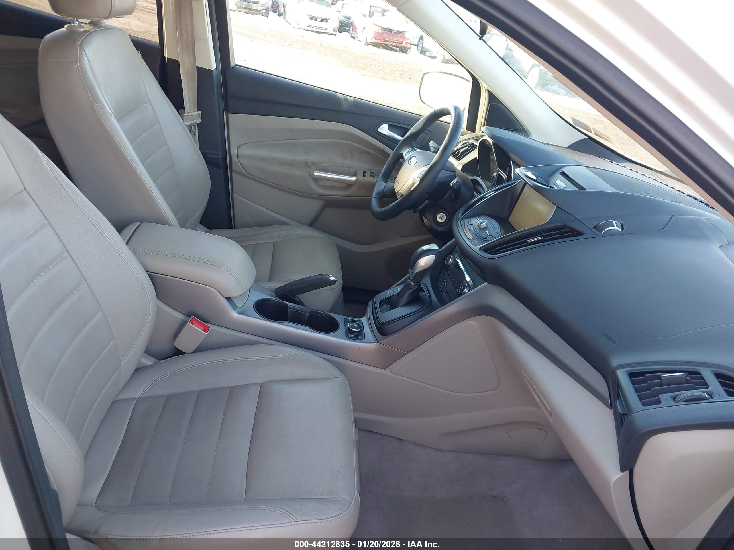 FORD ESCAPE image 5