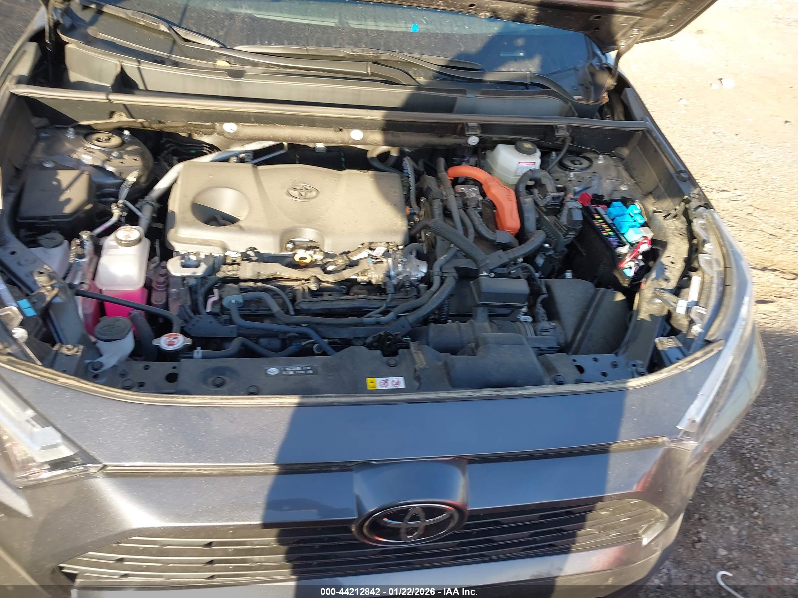 TOYOTA RAV4 image 10