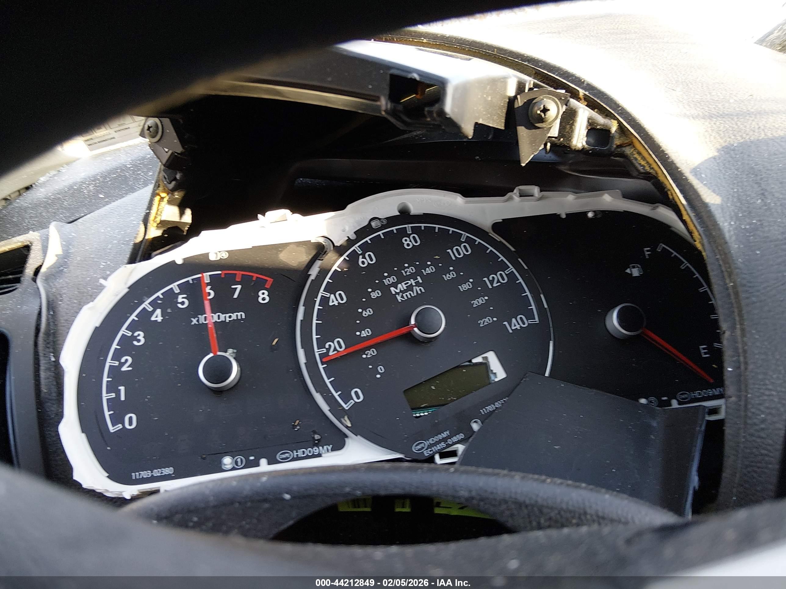 HYUNDAI ELANTRA image 7