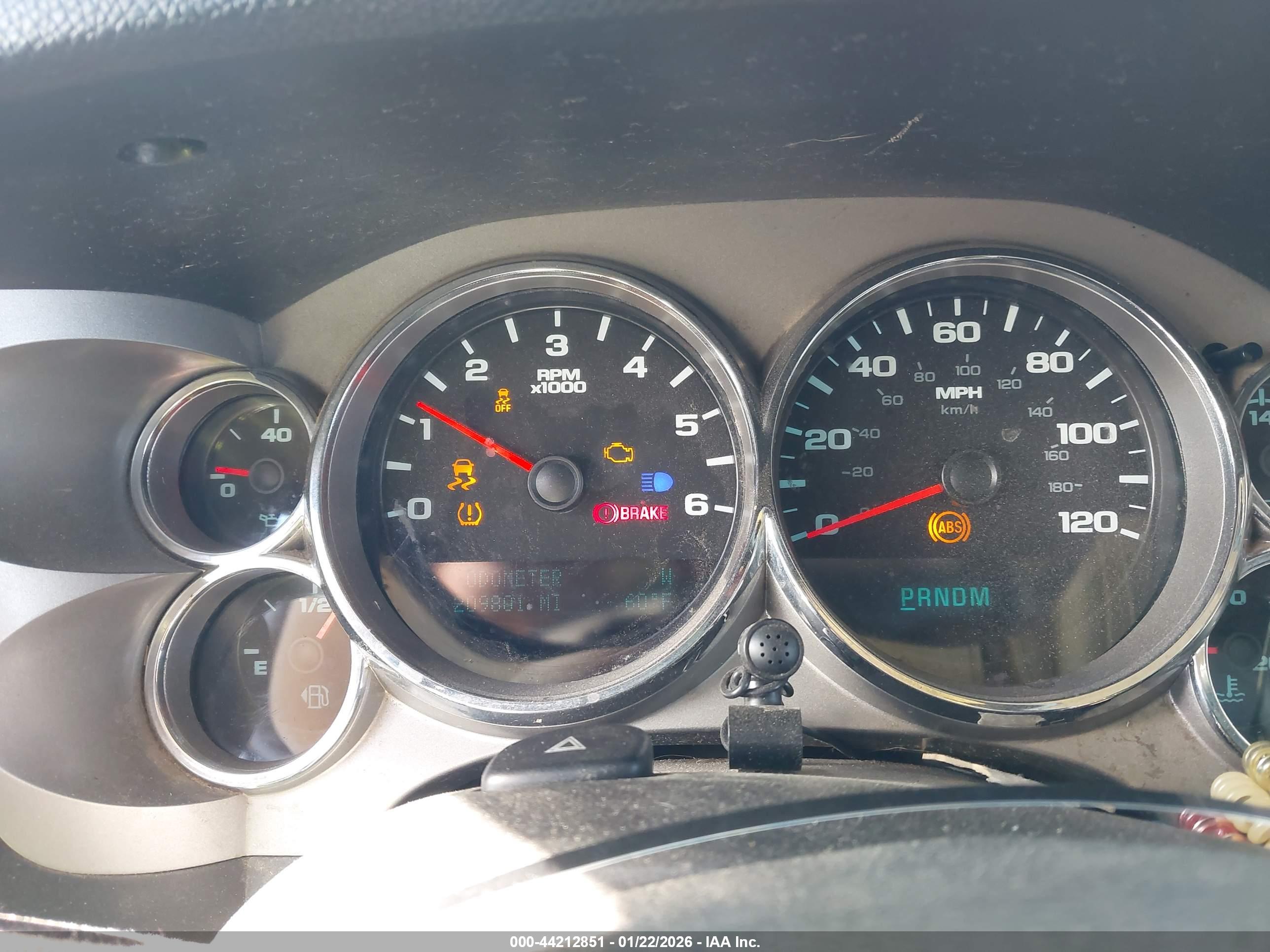 GMC SIERRA image 7