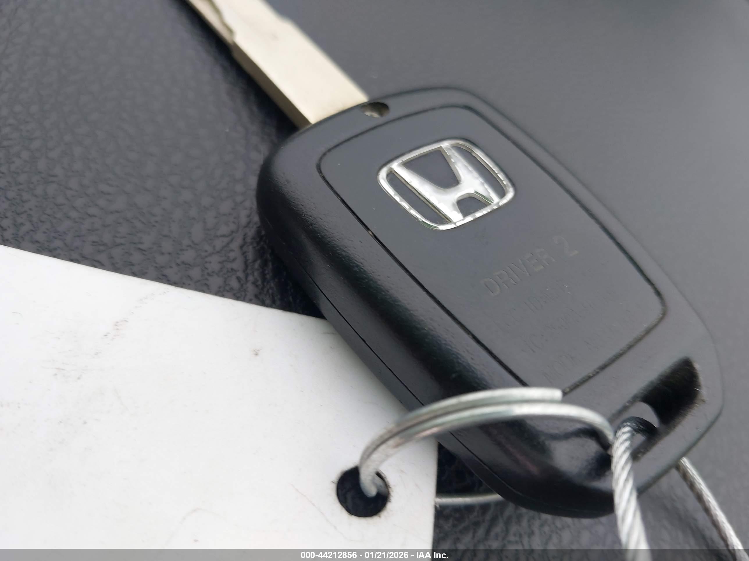 HONDA CROSSTOUR image 11