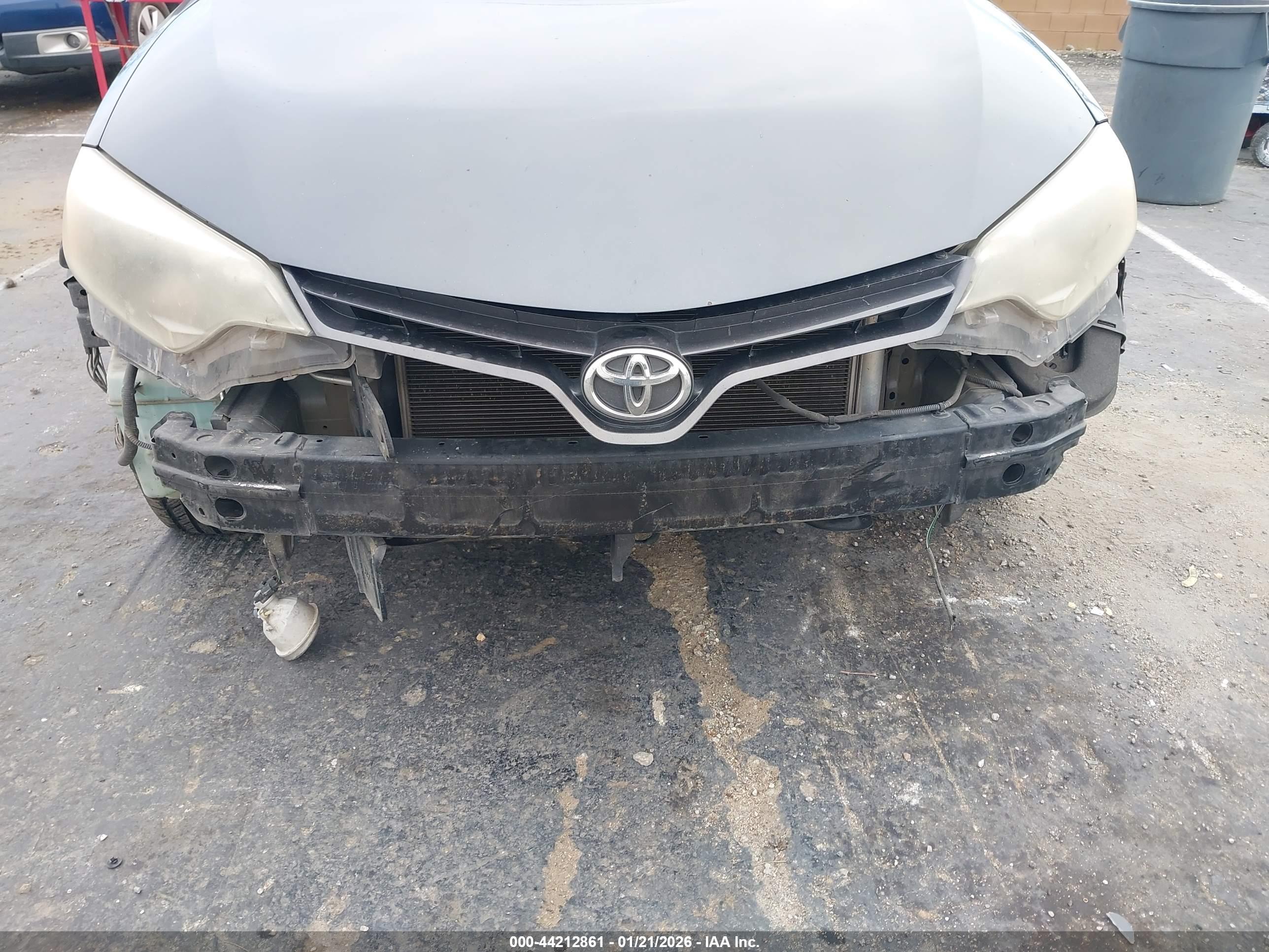 TOYOTA COROLLA image 6
