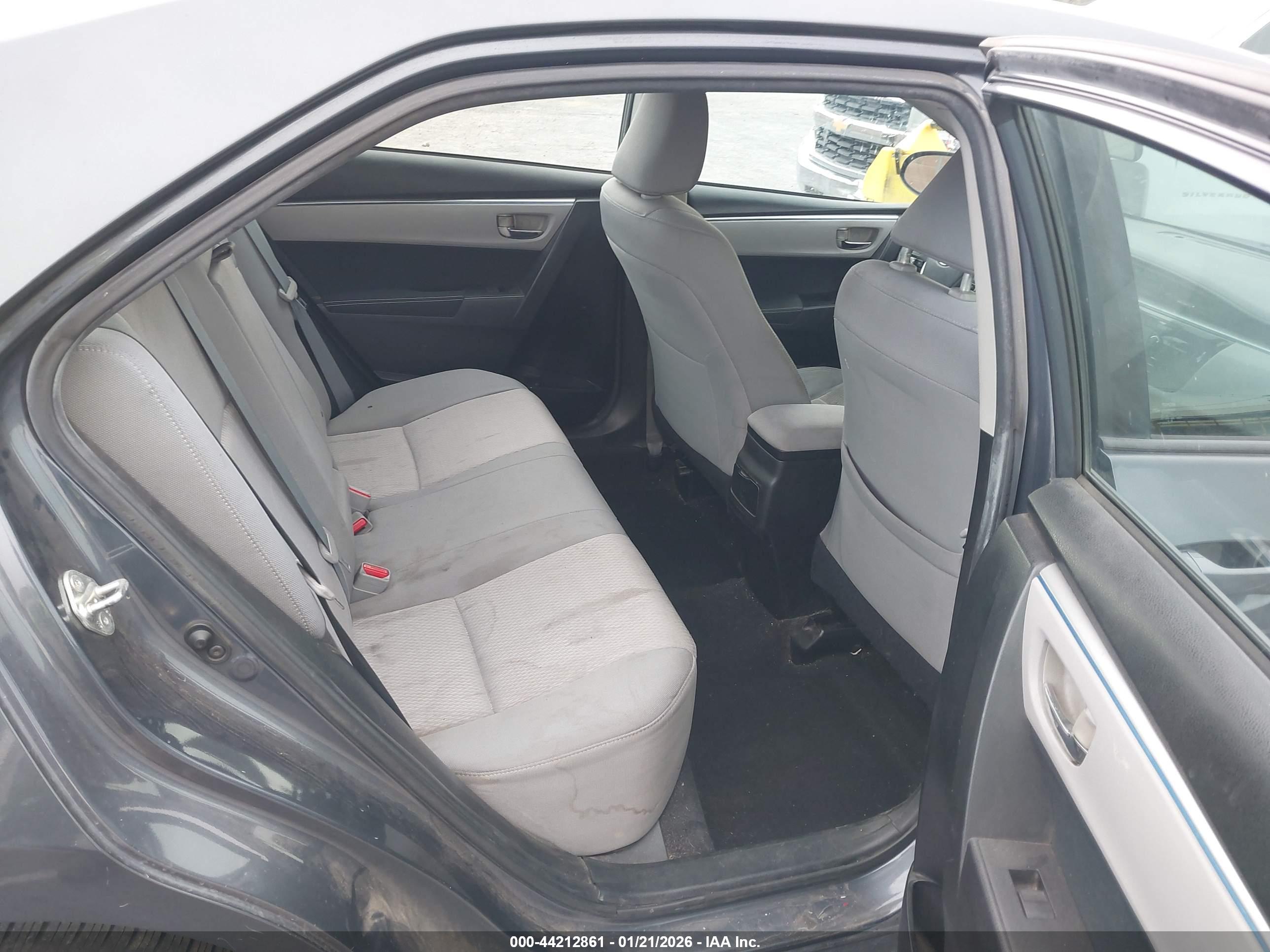 TOYOTA COROLLA image 8