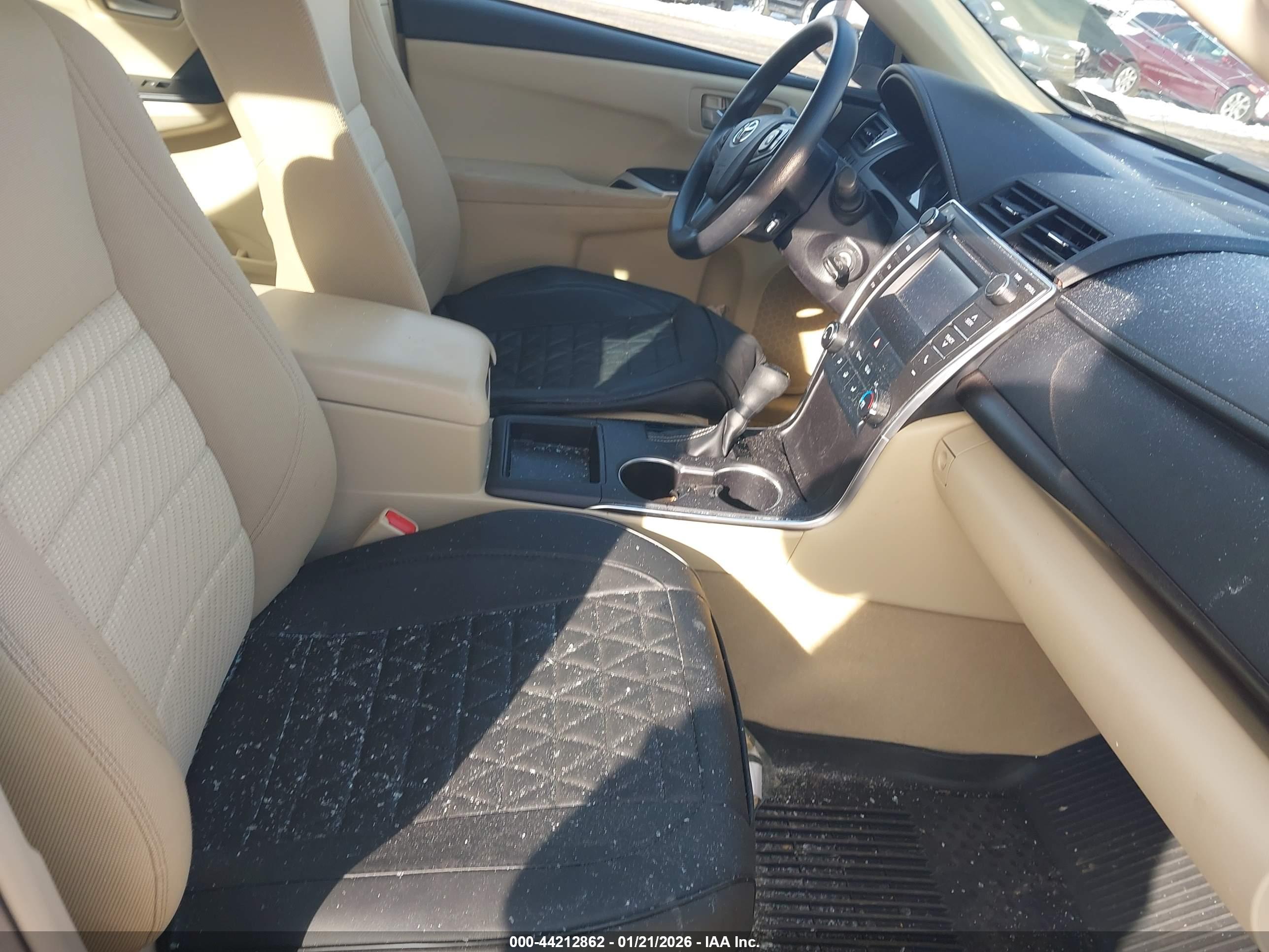TOYOTA CAMRY image 5