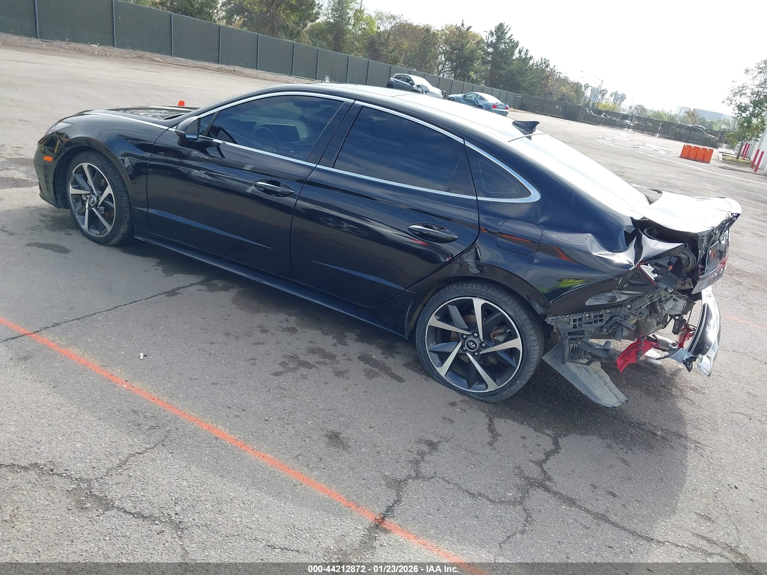 HYUNDAI SONATA image 3