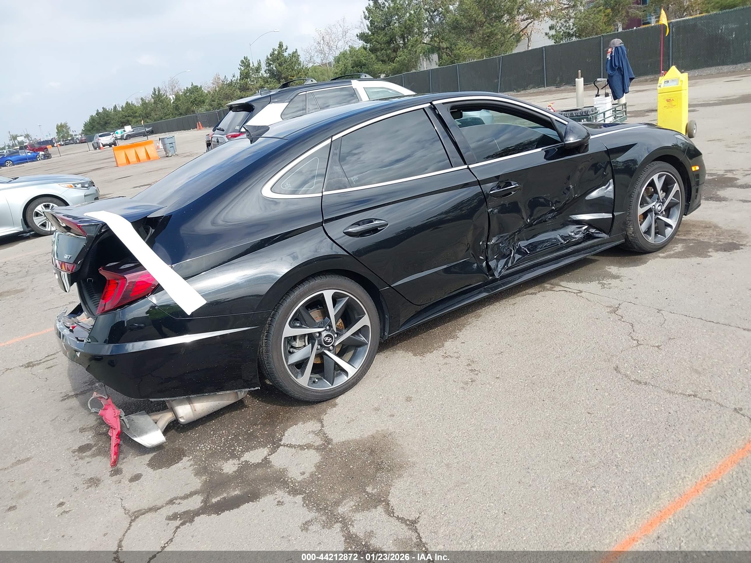 HYUNDAI SONATA image 4