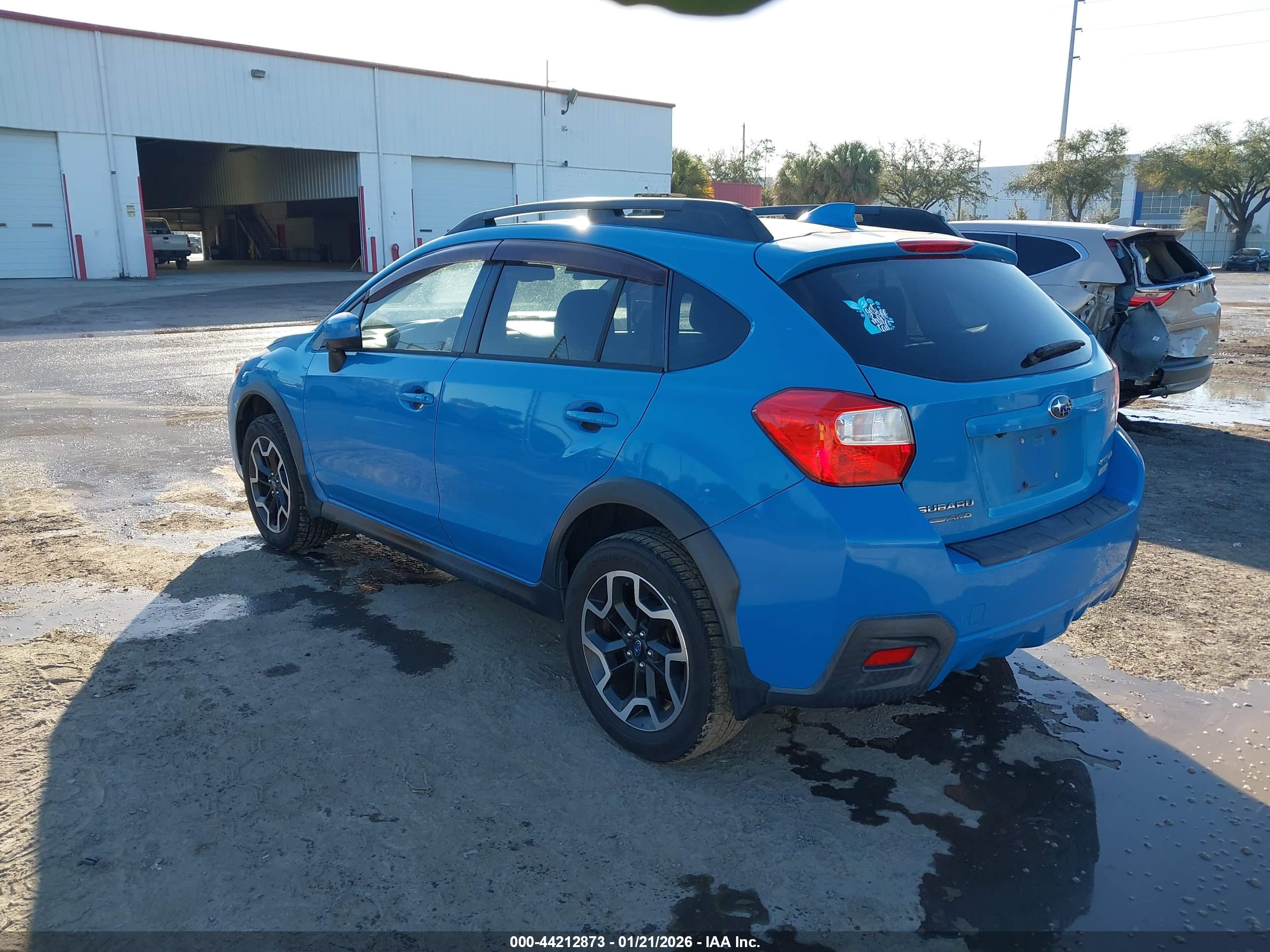 SUBARU CROSSTREK image 3