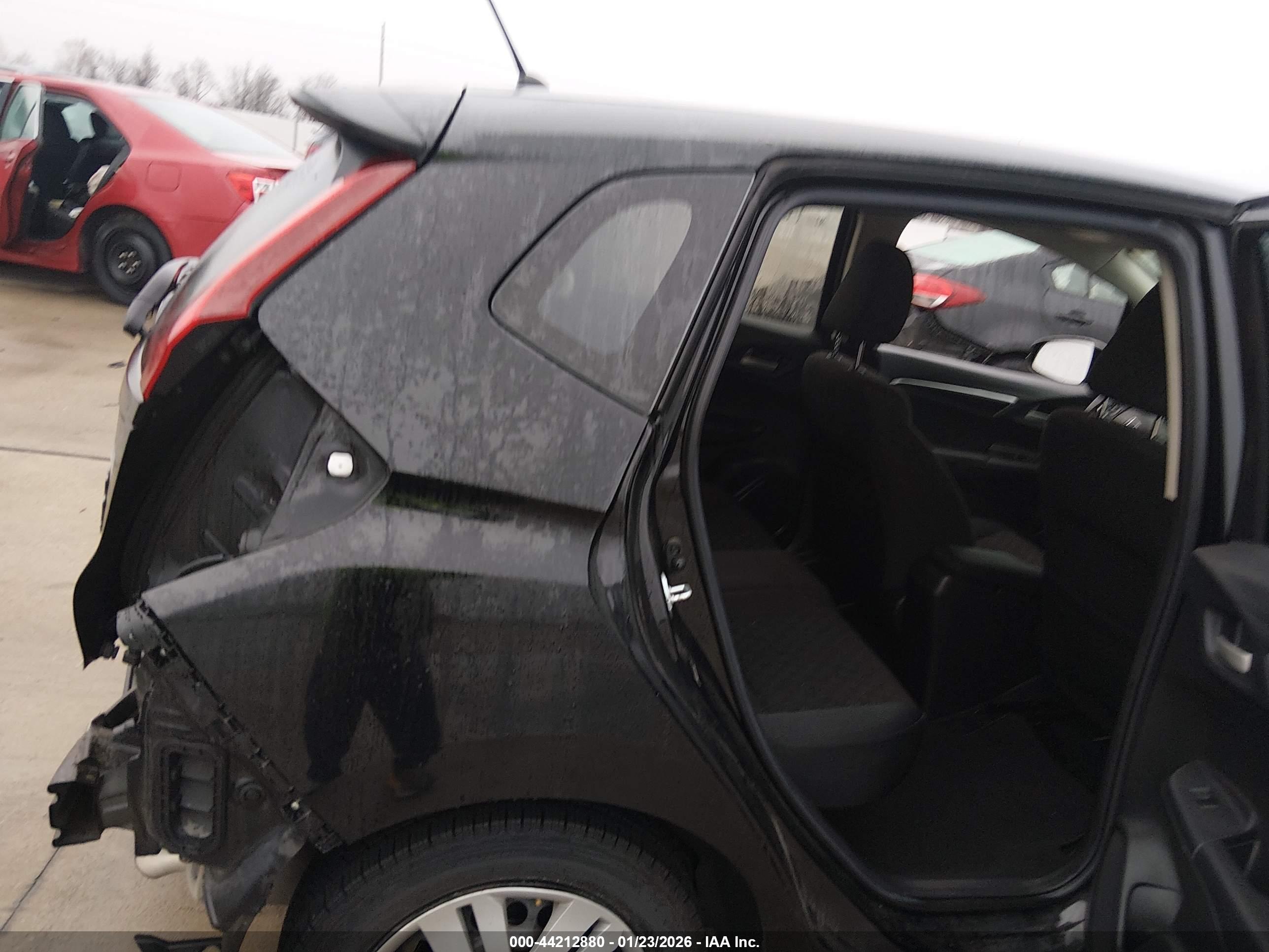 HONDA FIT image 8