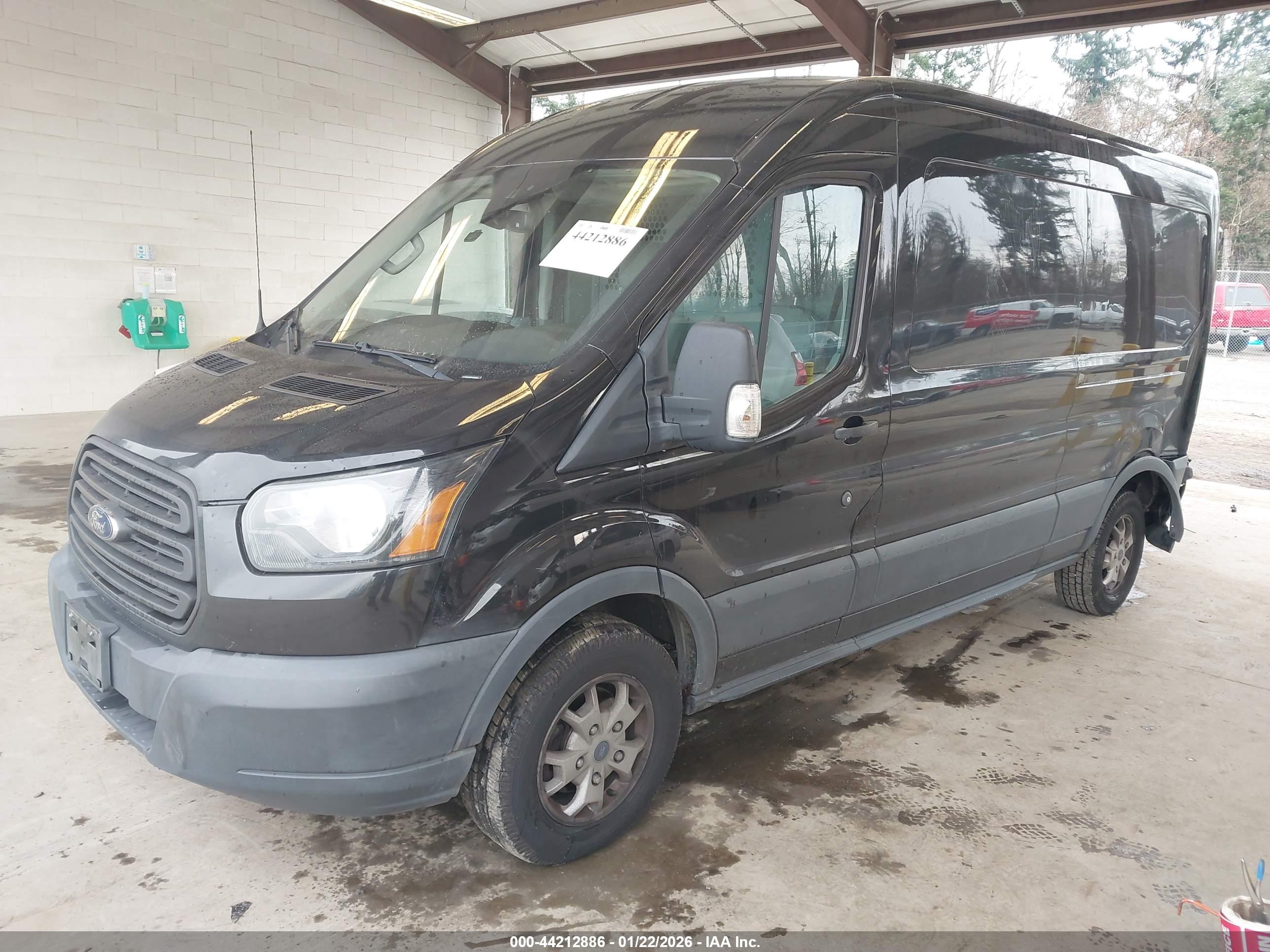 FORD TRANSIT-250 image 2