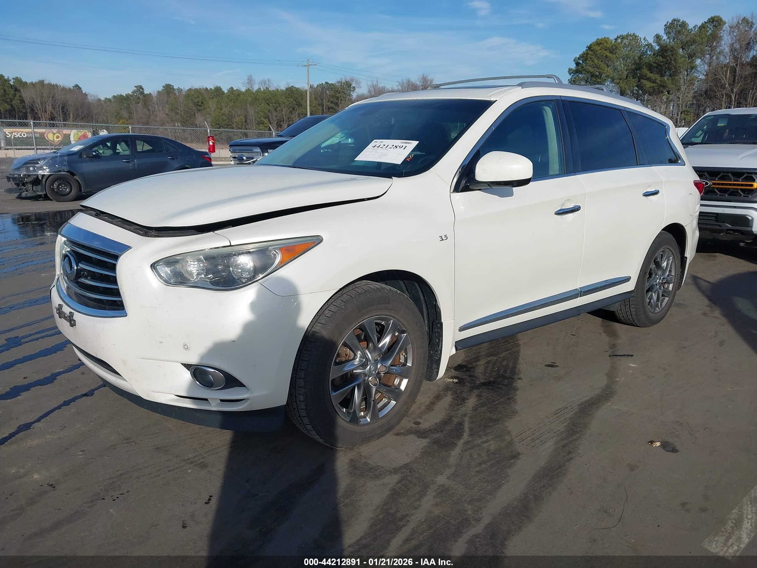 INFINITI QX60 image 2